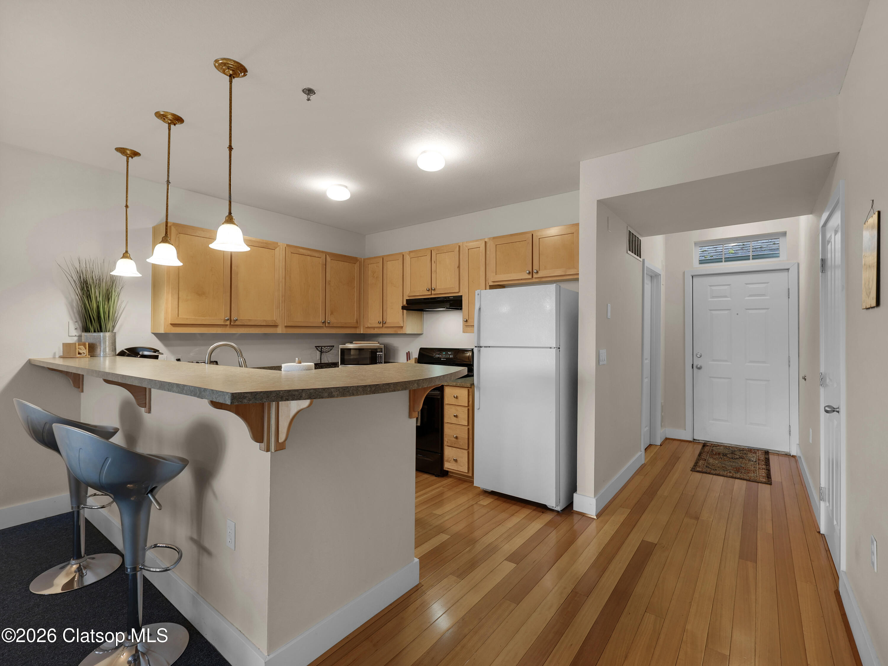 1108 S Holladay Drive, 16