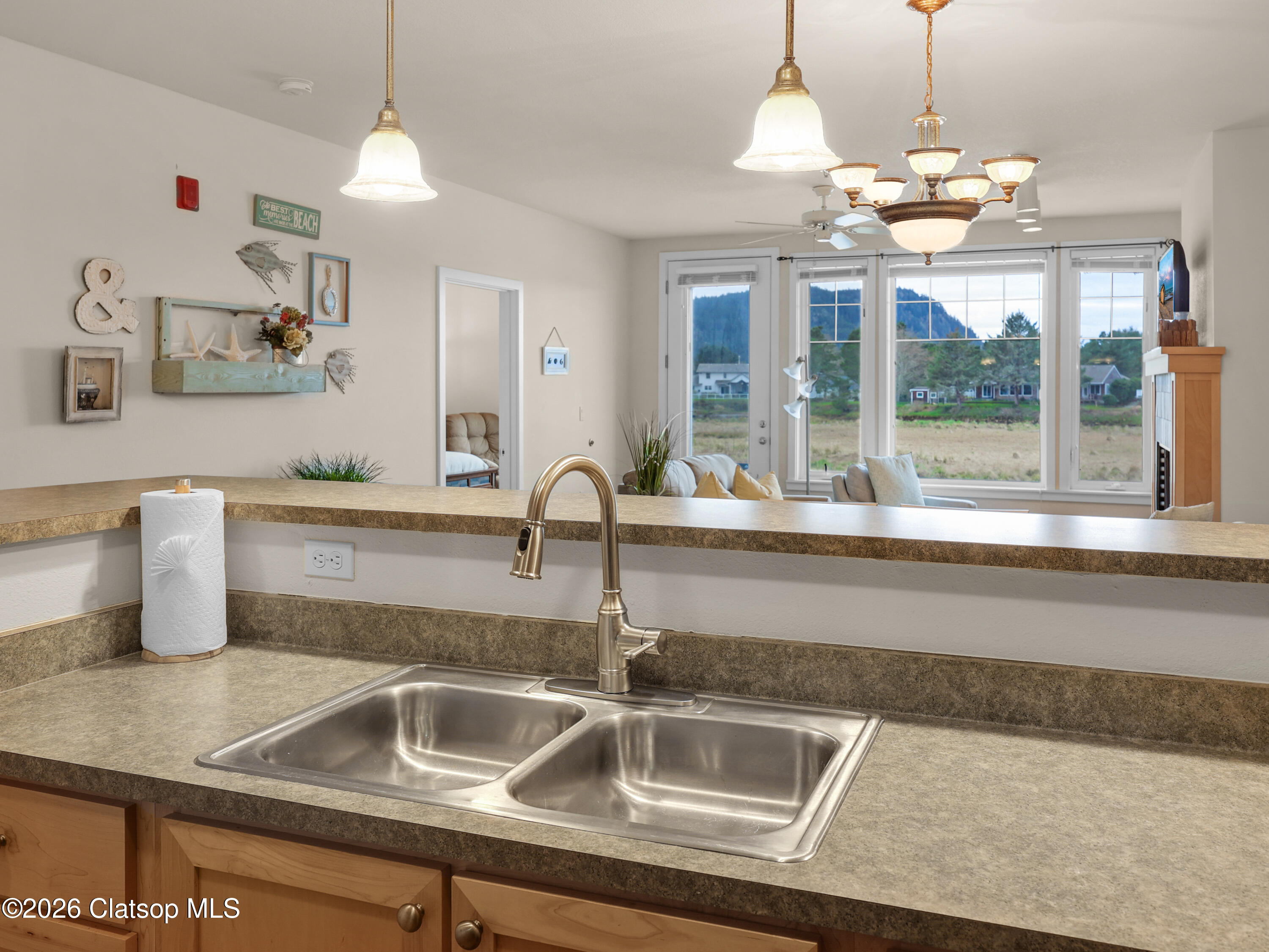 1108 S Holladay Drive, 16