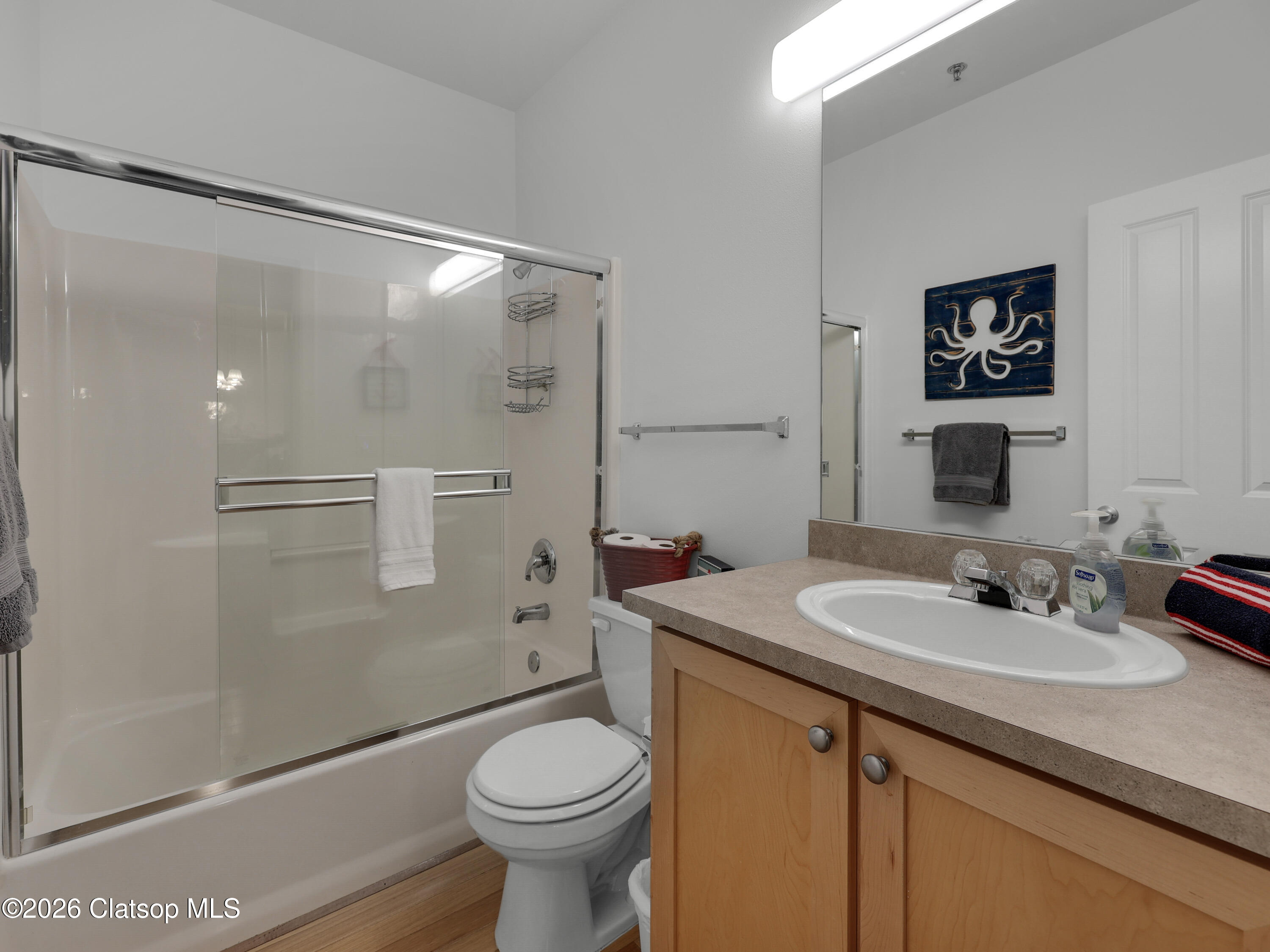 1108 S Holladay Drive, 16