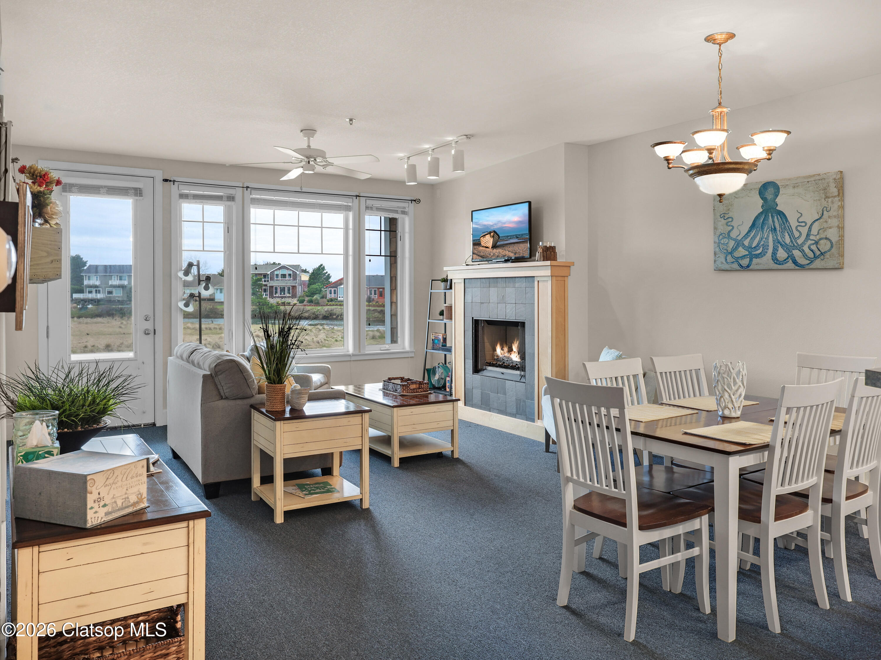 1108 S Holladay Drive, 16