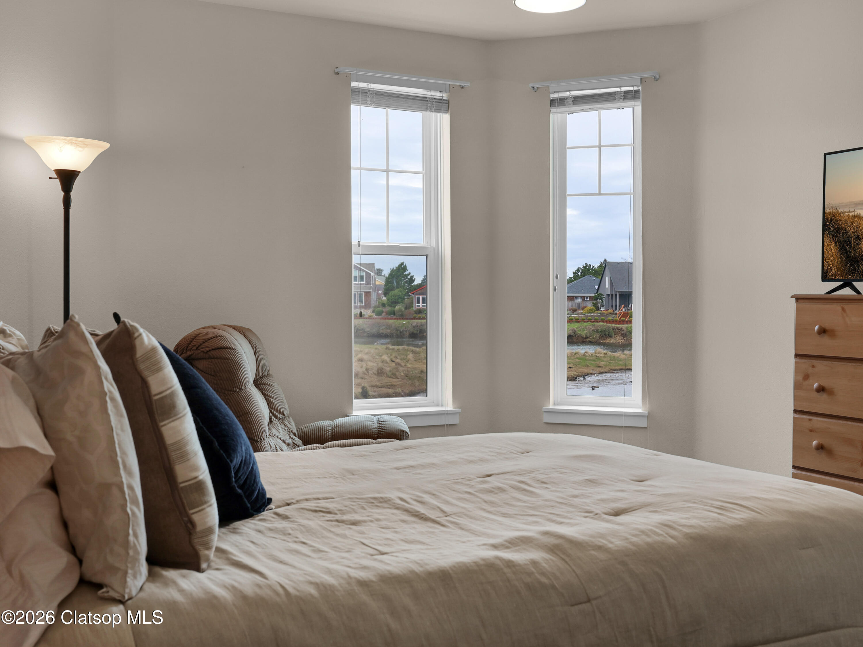 1108 S Holladay Drive, 16