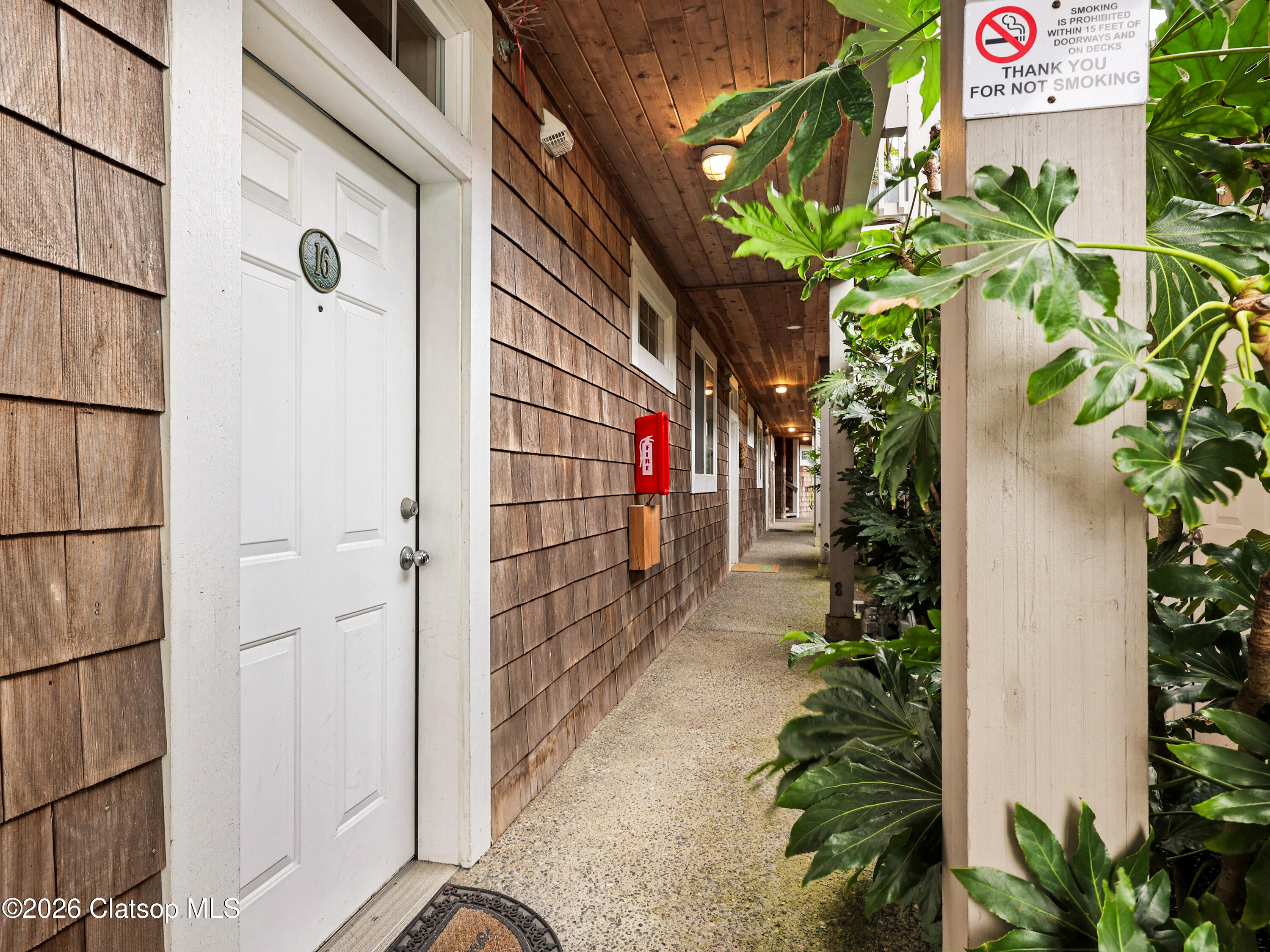 1108 S Holladay Drive, 16