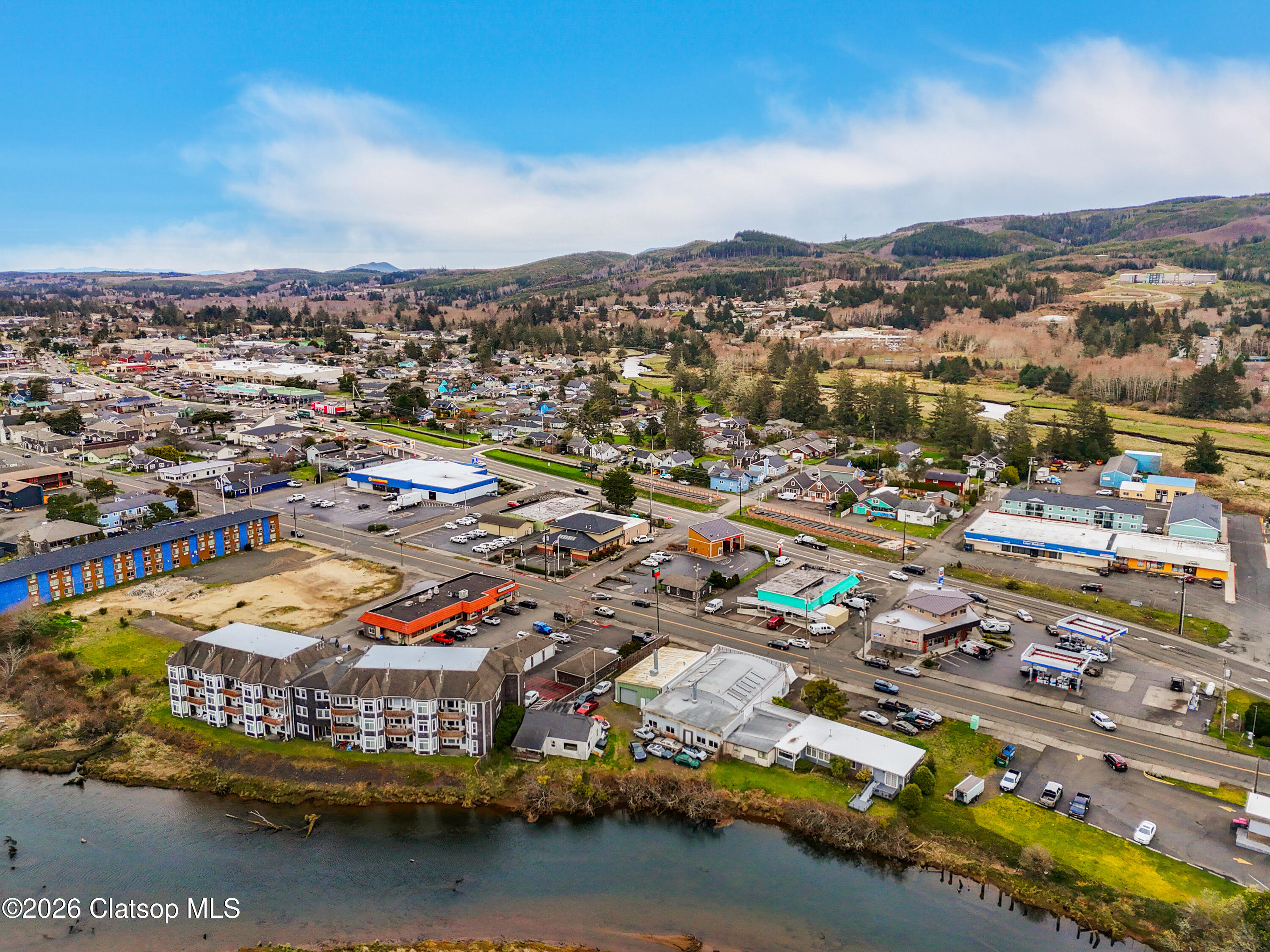 1108 S Holladay Drive, 16