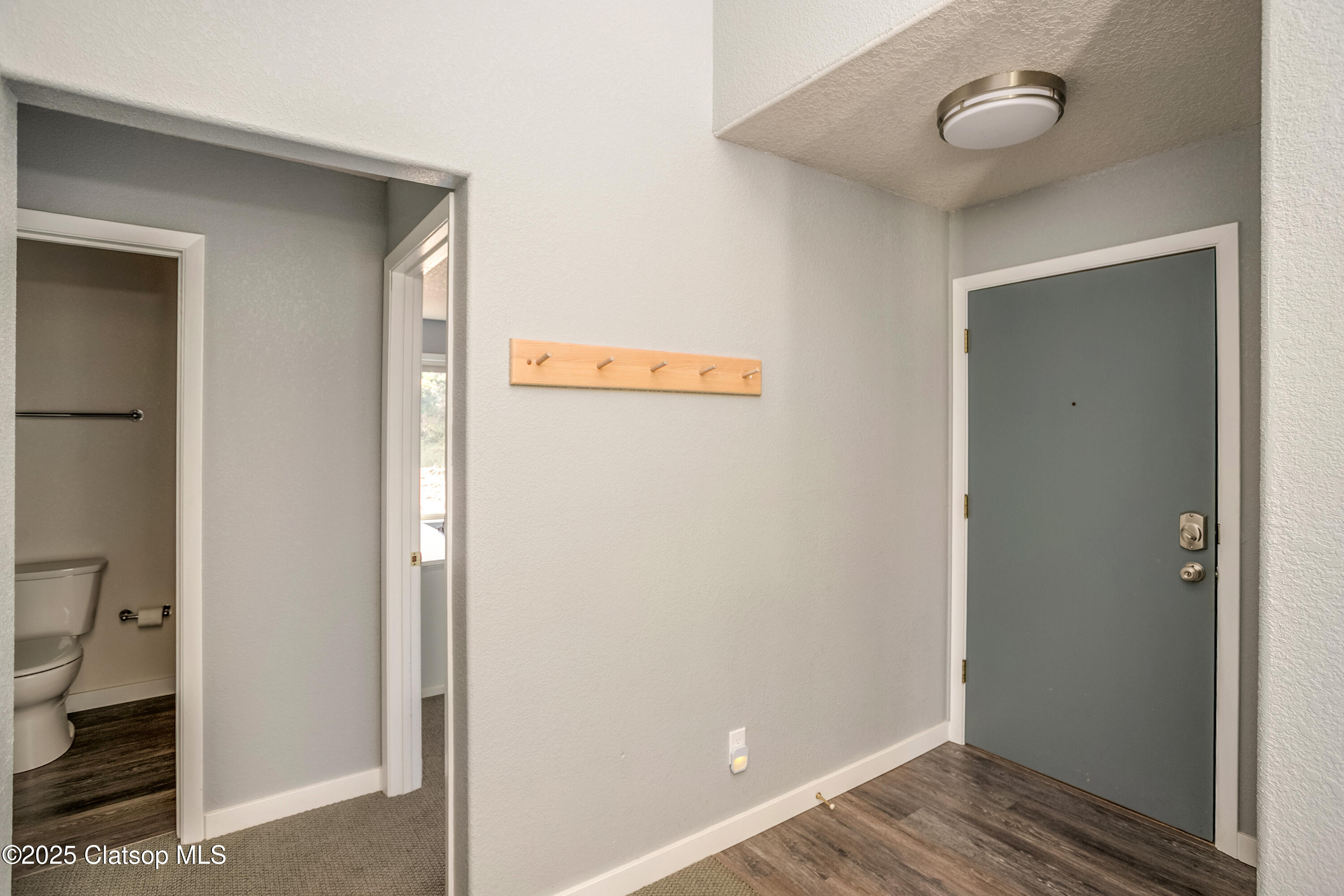 1987 Gearhart Green Dr