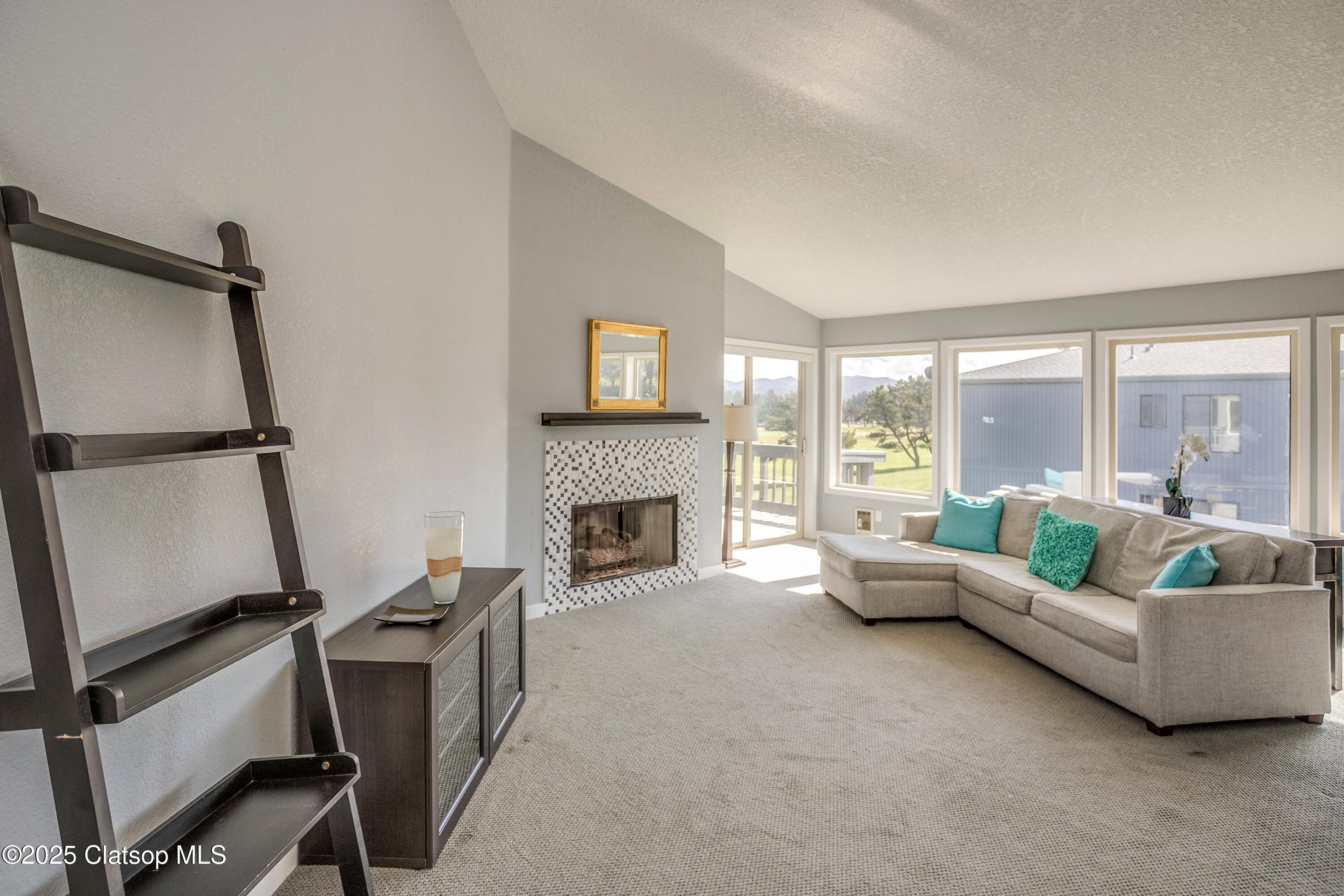 1987 Gearhart Green Dr