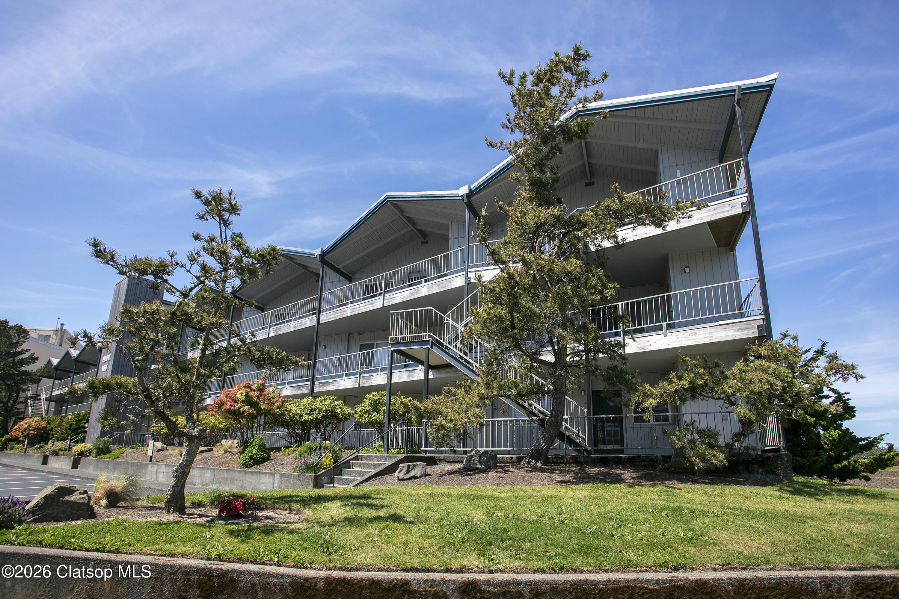 1238 N Marion #V470
