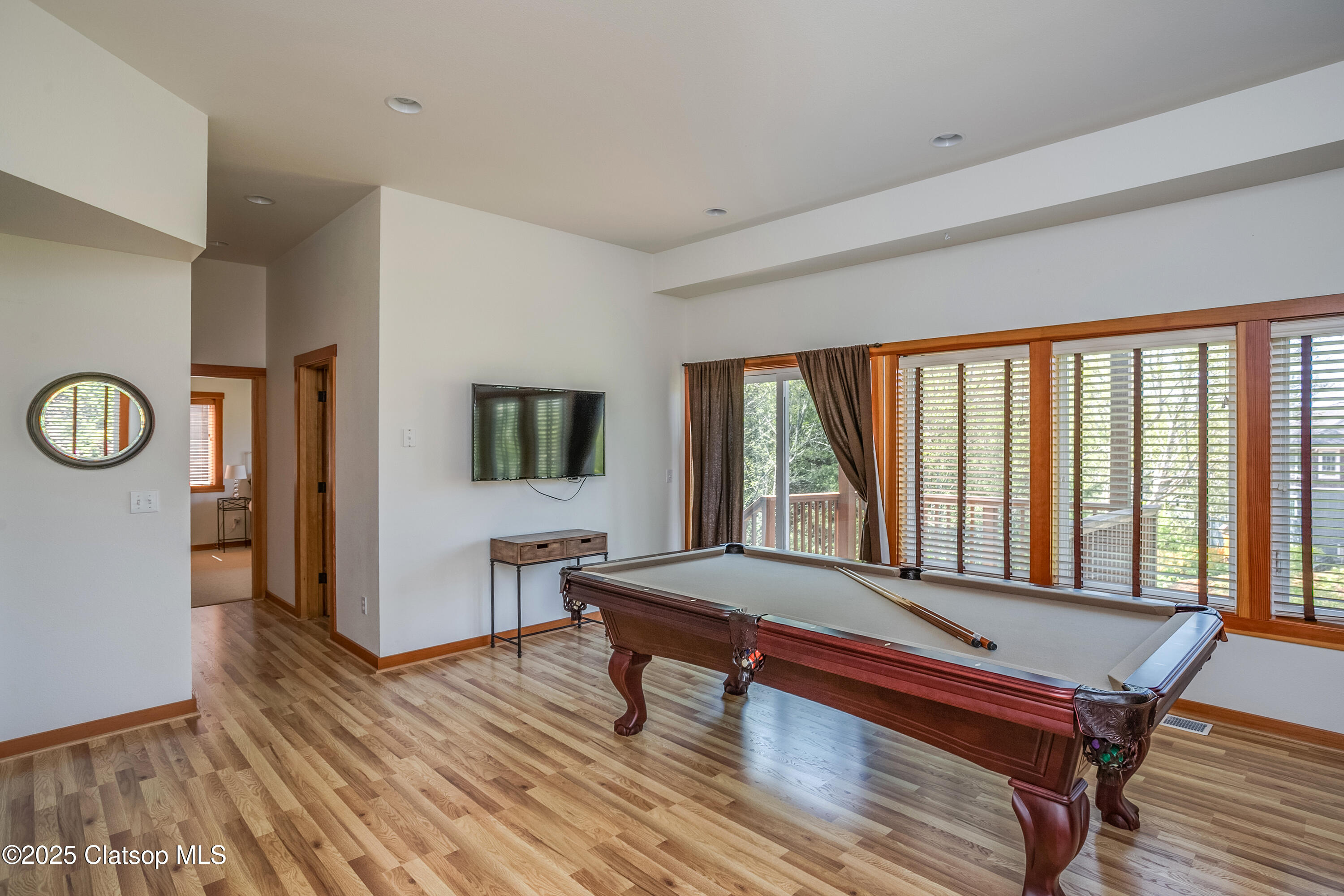 2165 Skyline Drive