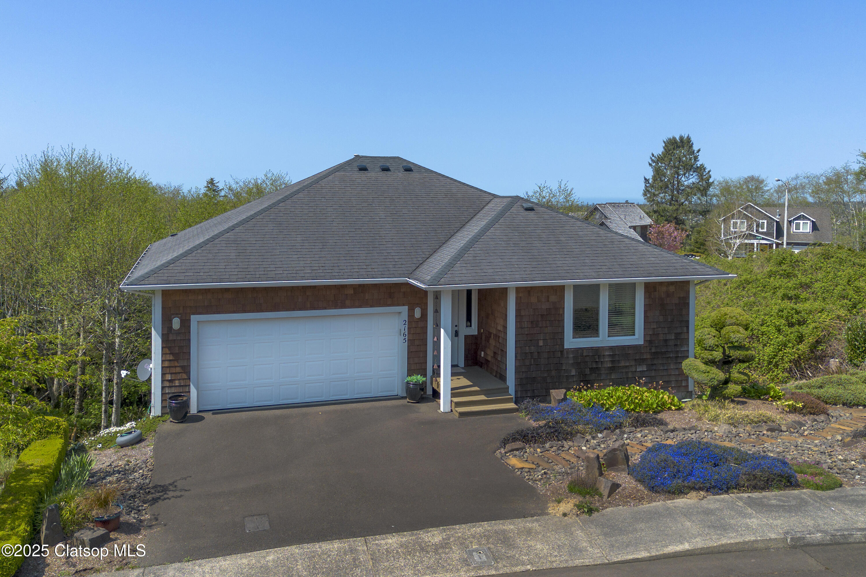 2165 Skyline Drive