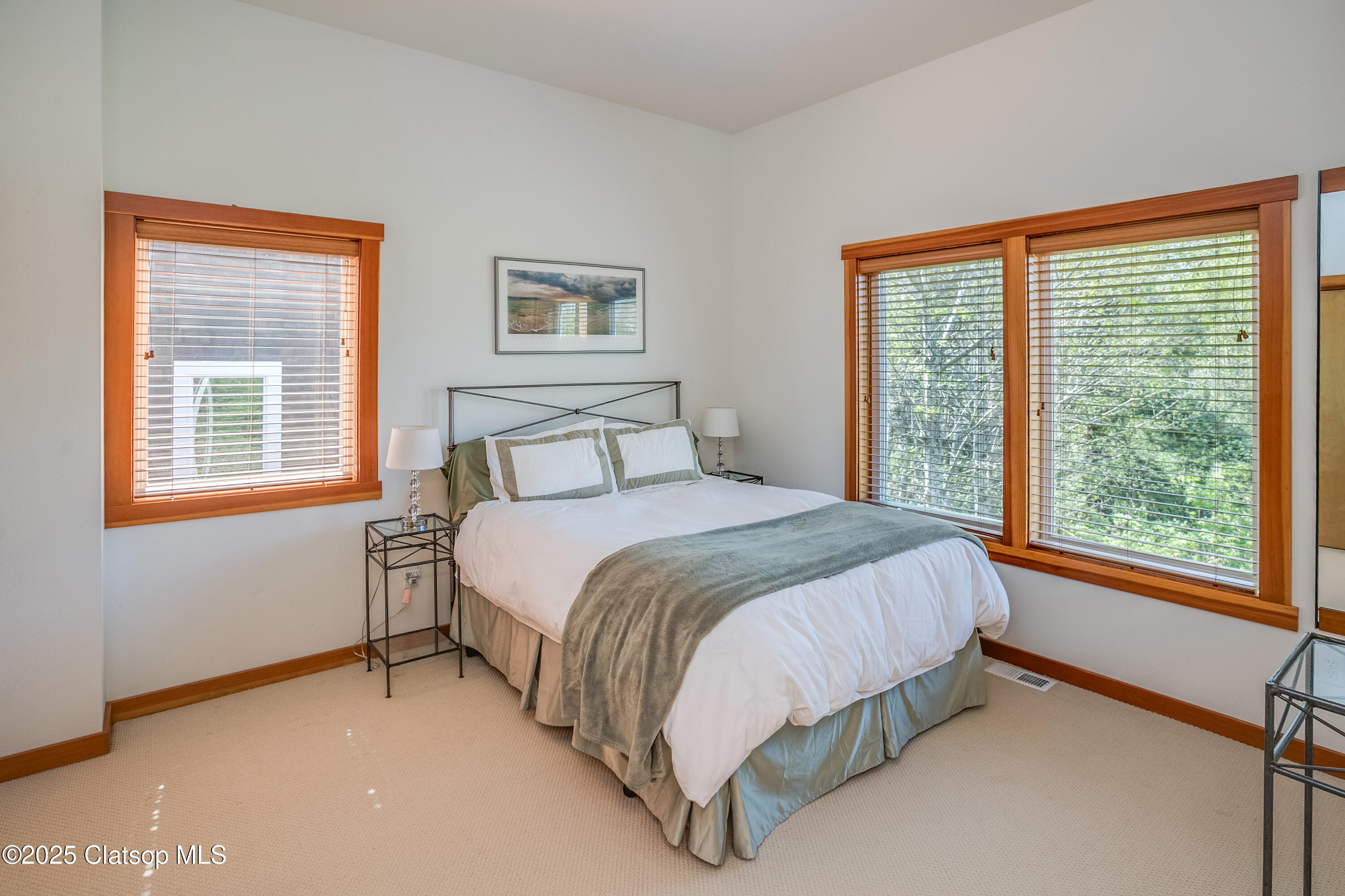 2165 Skyline Drive