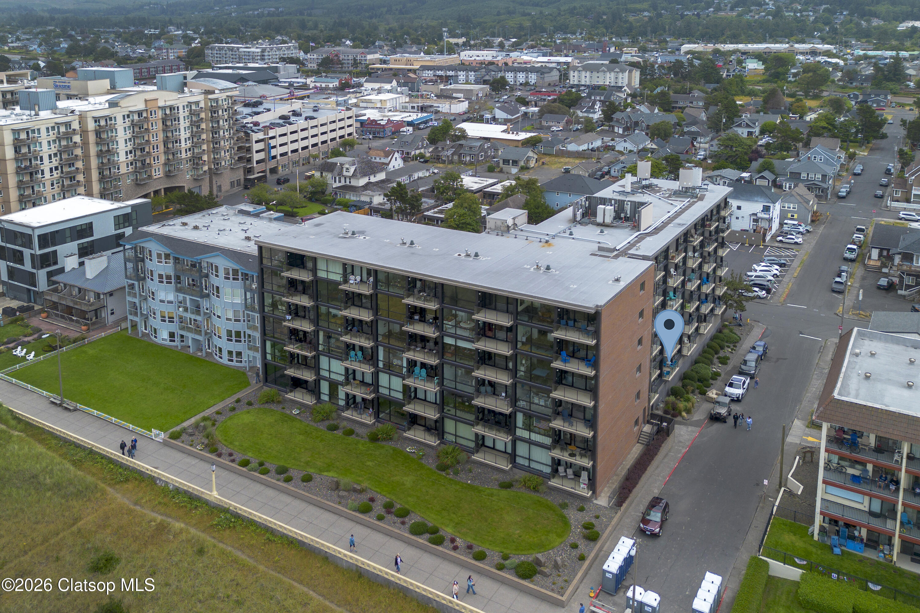 475 S Promenade, 112
