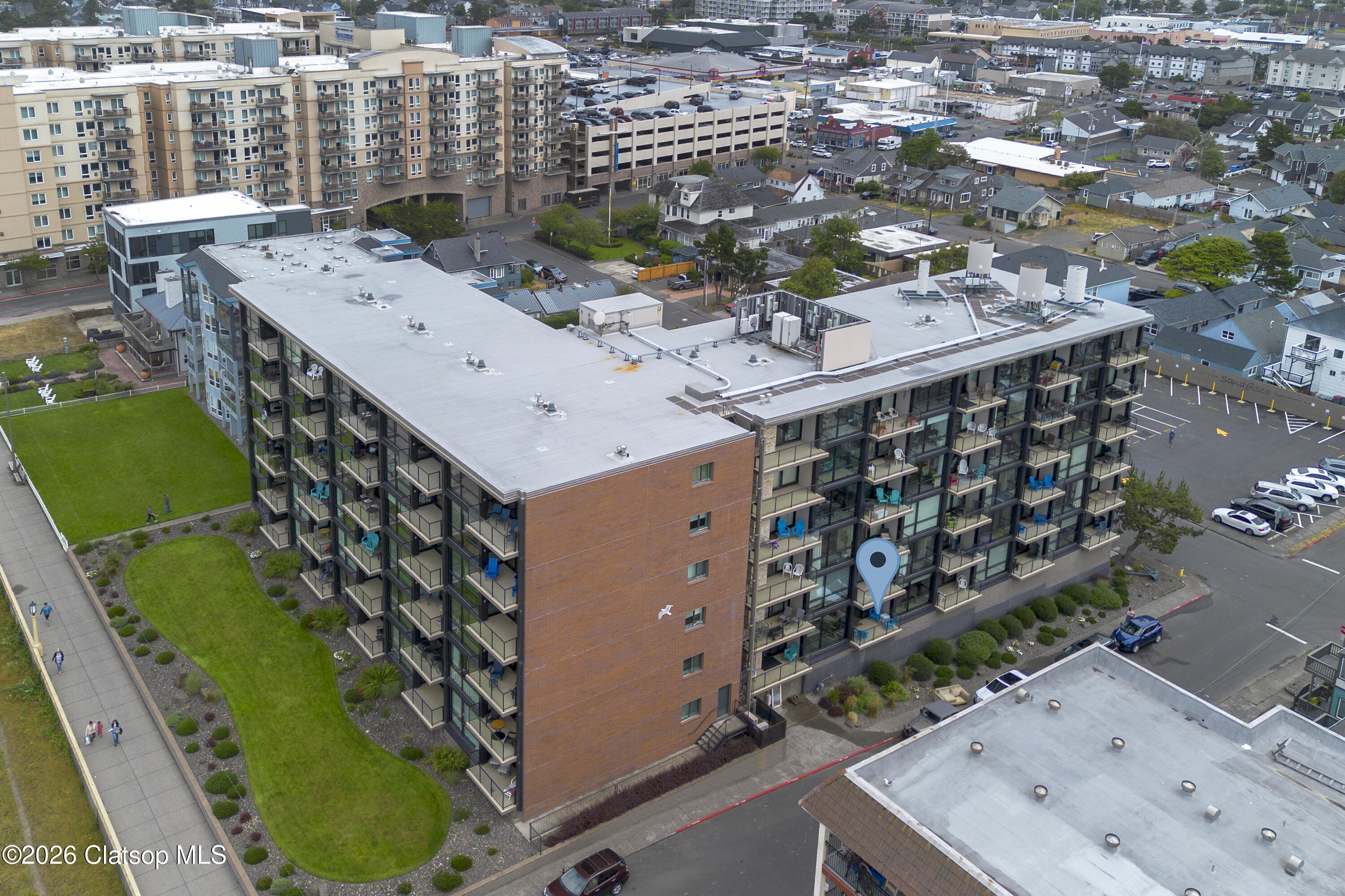 475 S Promenade, 112
