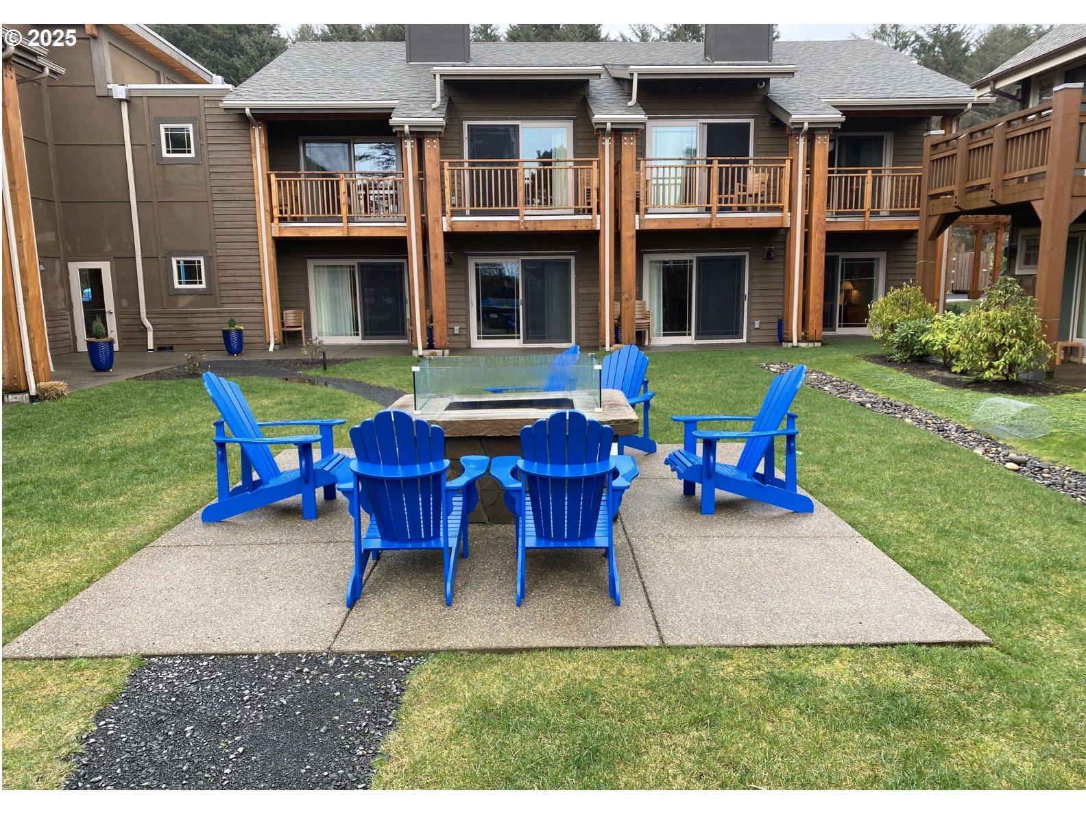 132 E SURFCREST AVE #B2-H