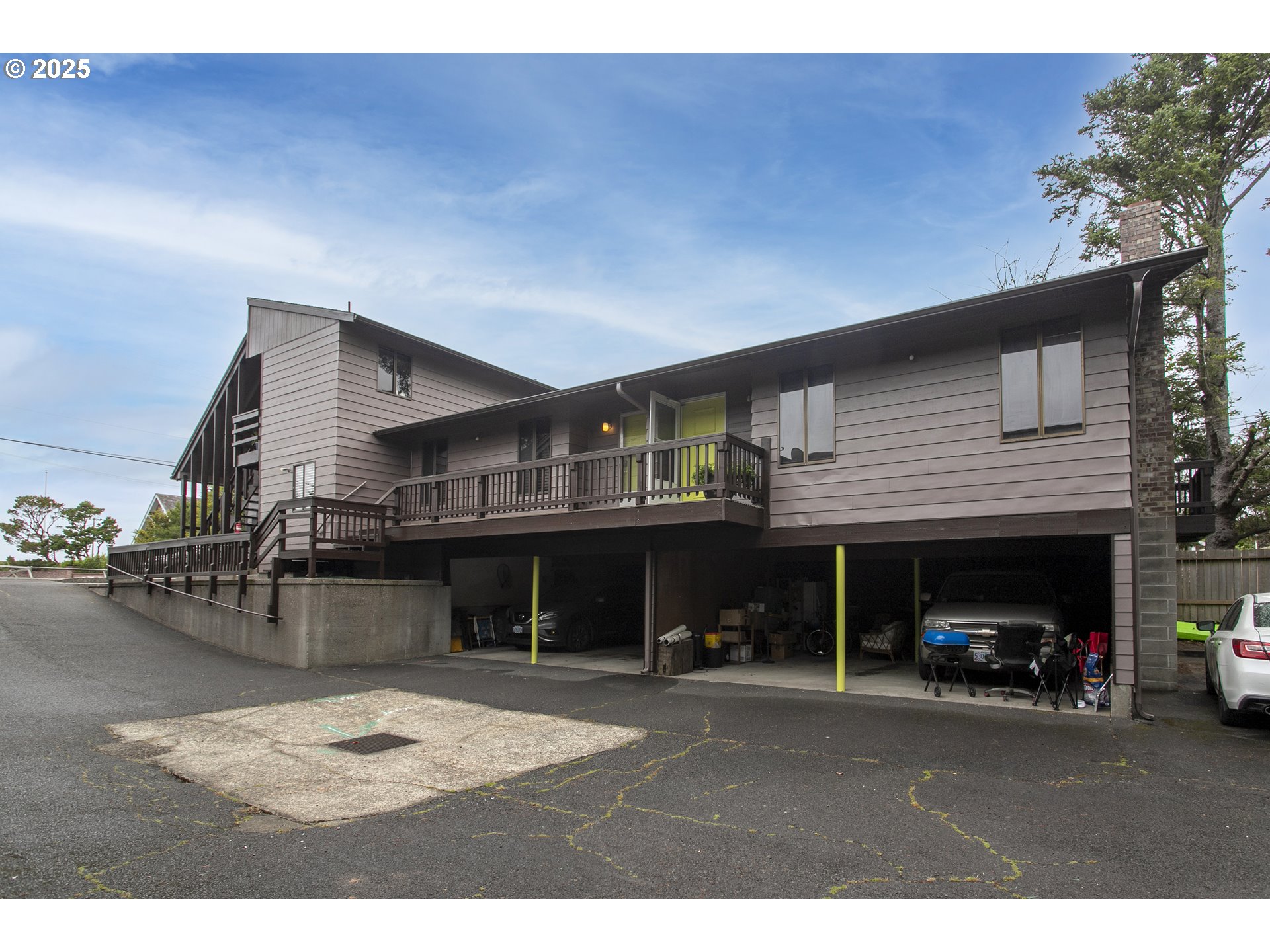 1265 S BEACH DR