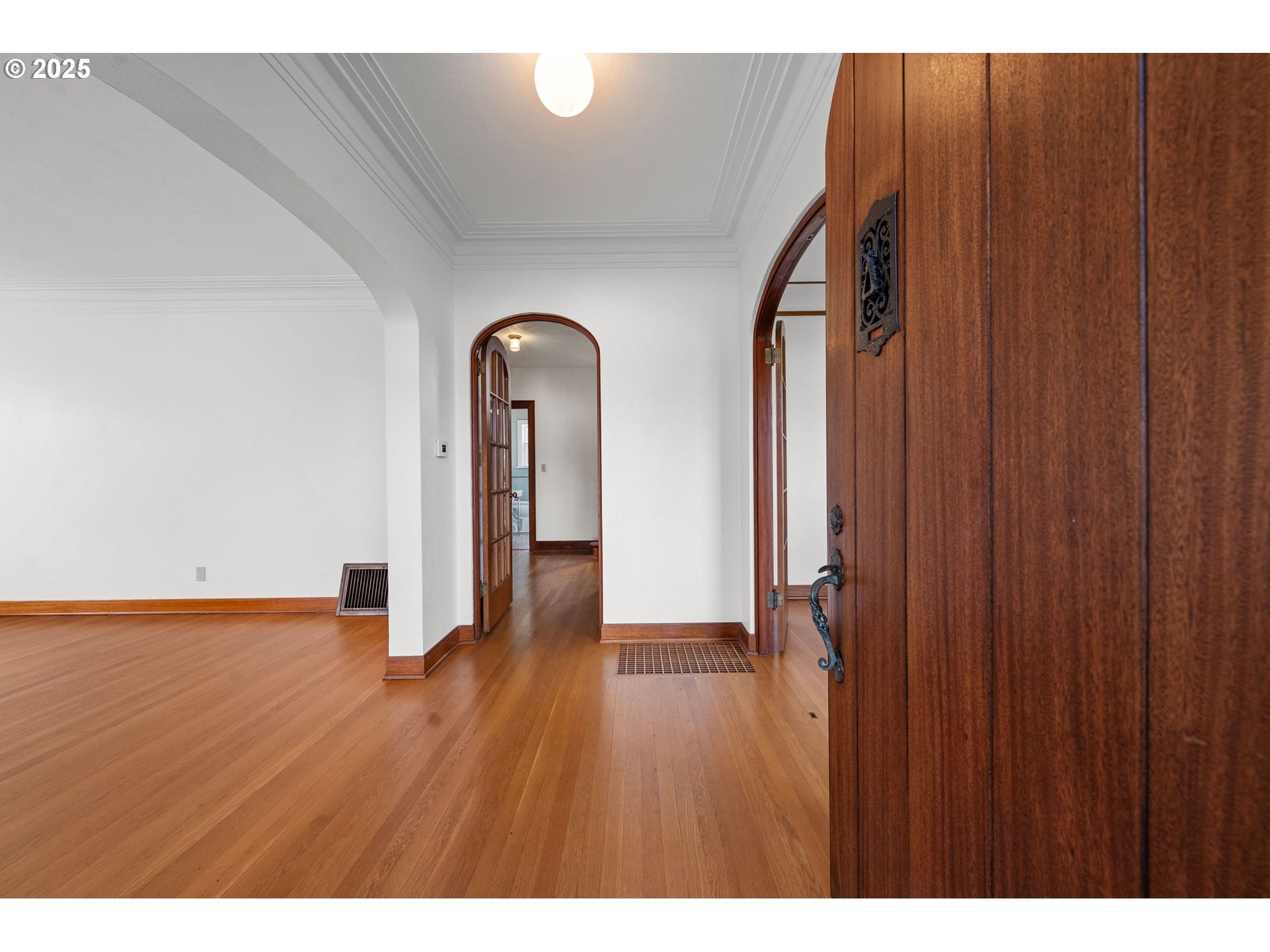 1491 JEROME AVE
