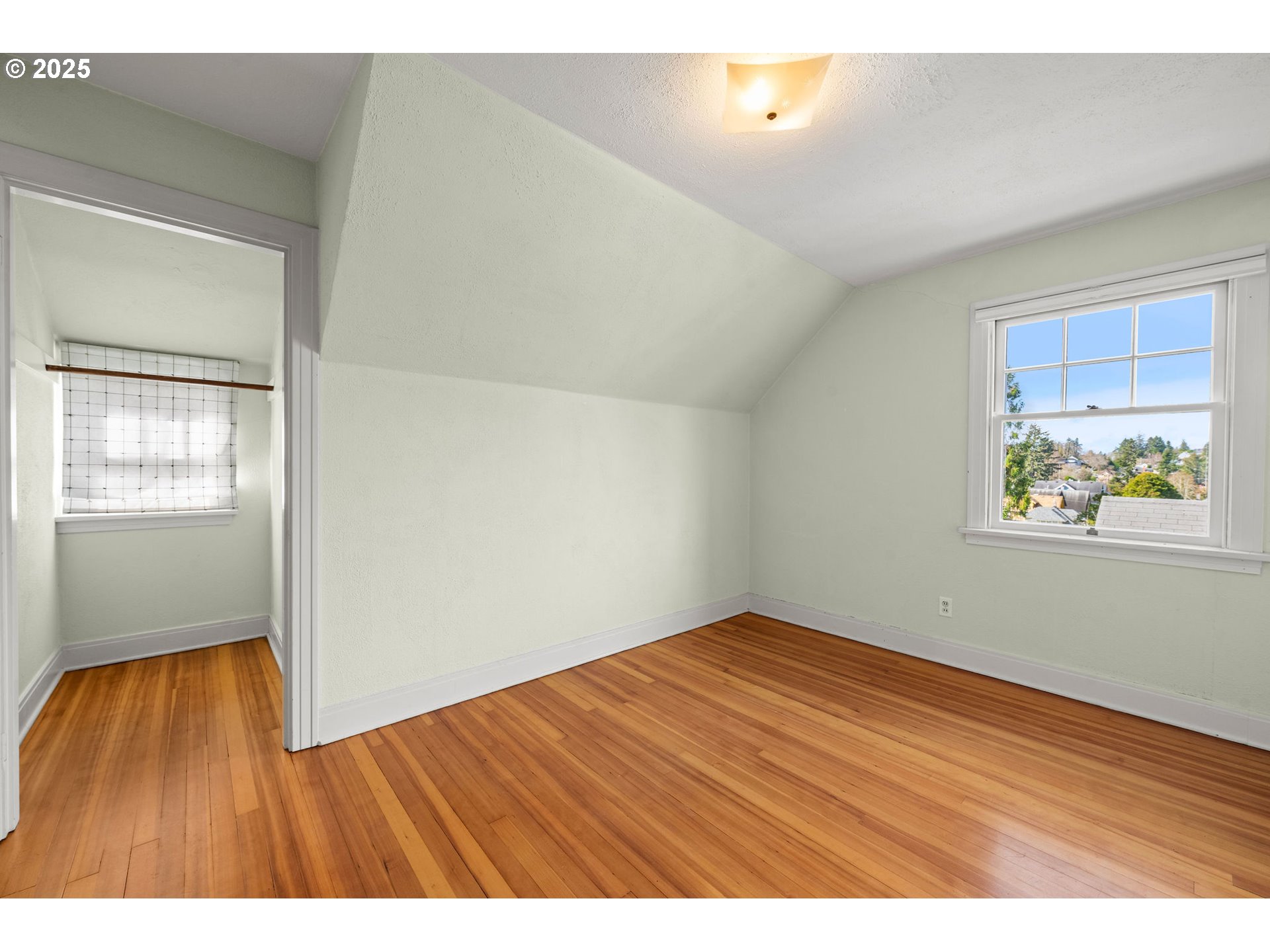 1491 JEROME AVE