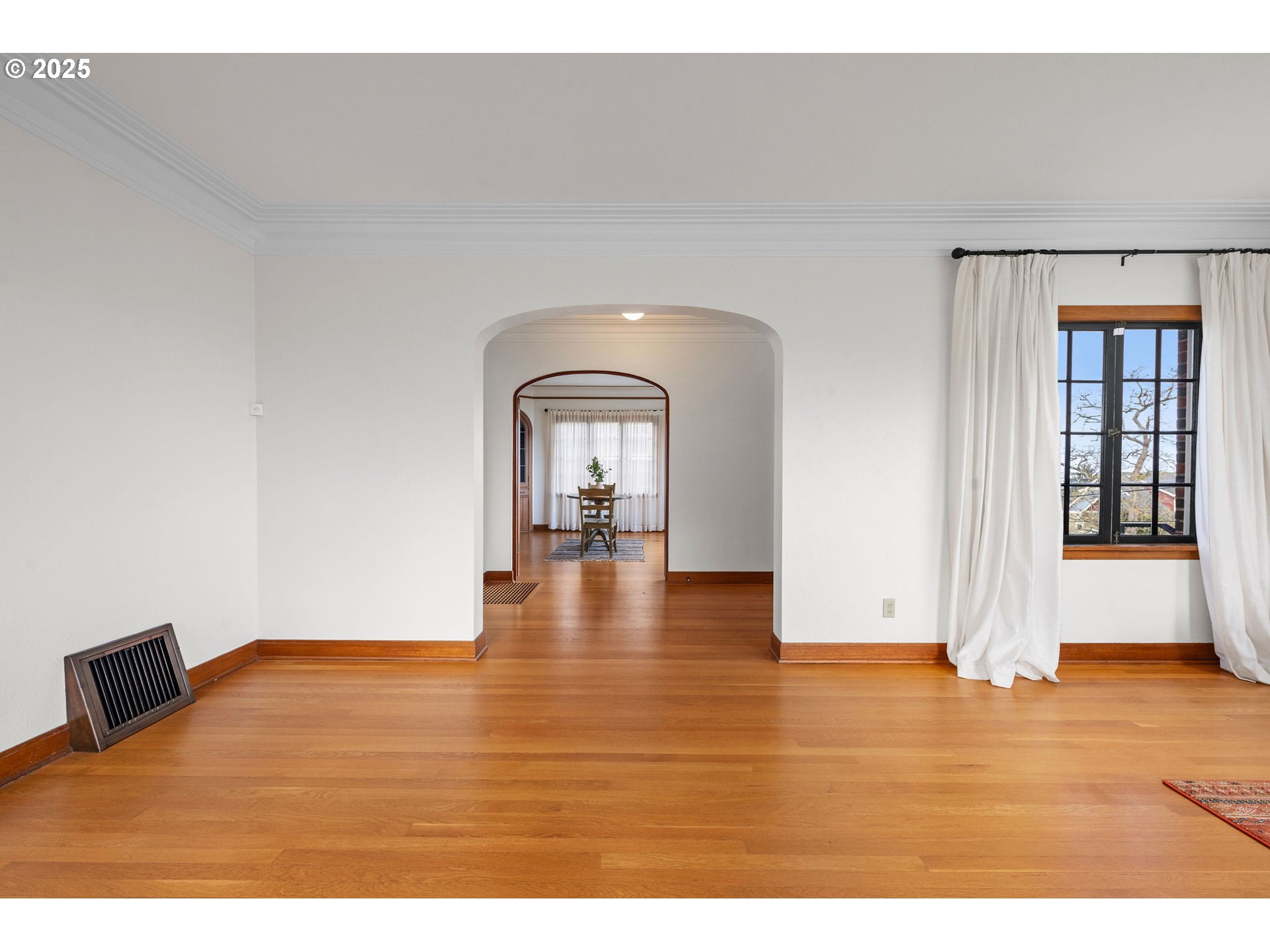 1491 JEROME AVE