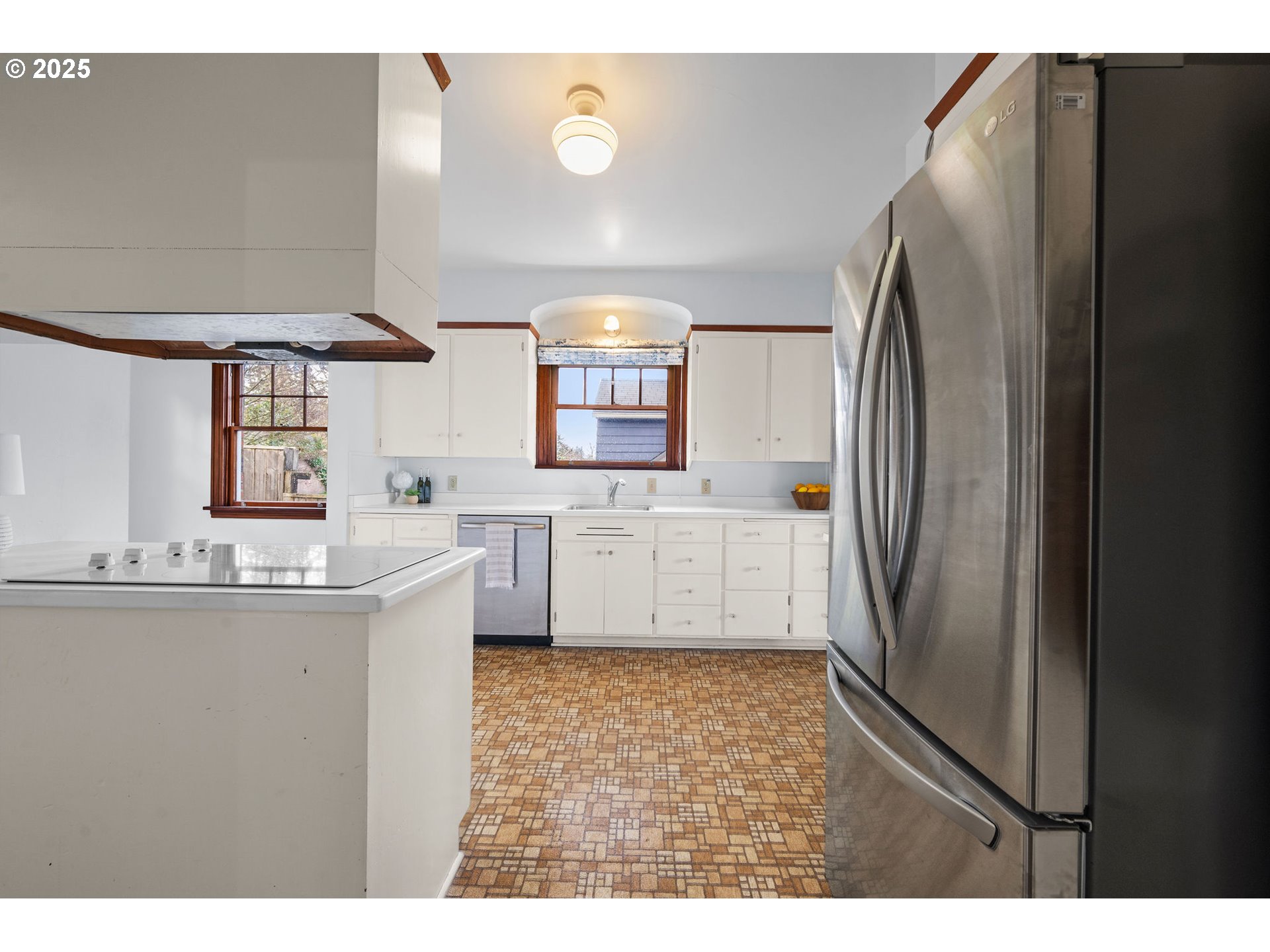 1491 JEROME AVE