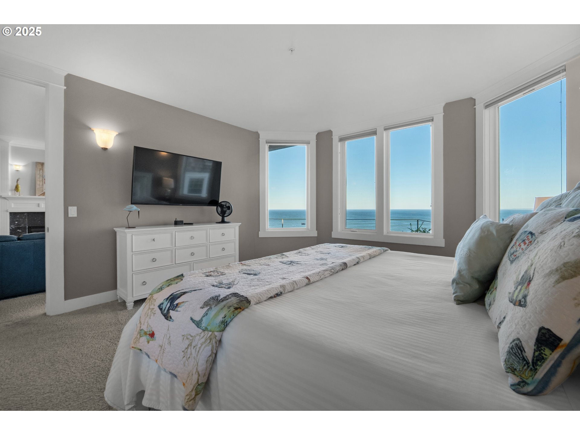 3972 SUNSET BLVD D101