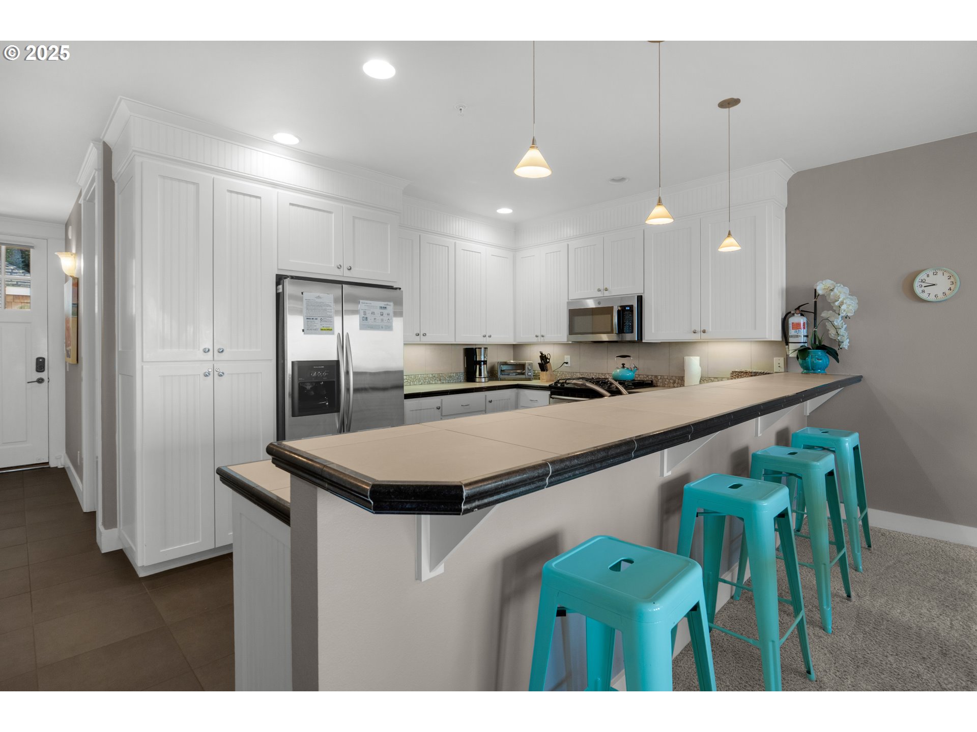 3972 SUNSET BLVD D101