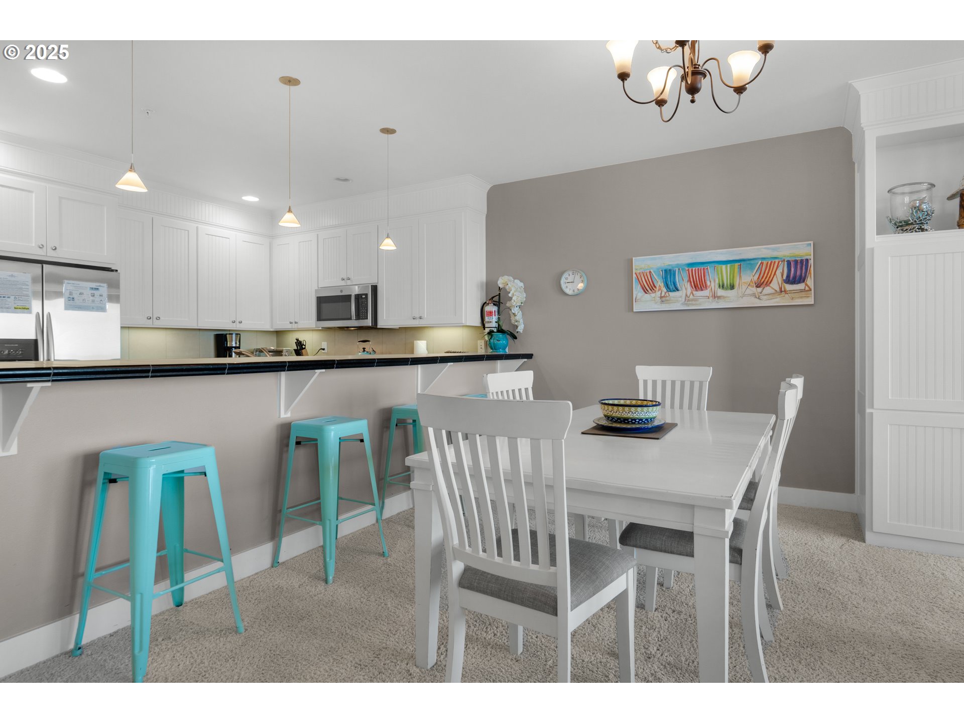 3972 SUNSET BLVD D101
