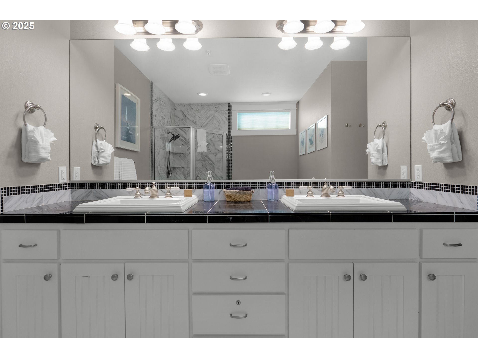 3972 SUNSET BLVD D101