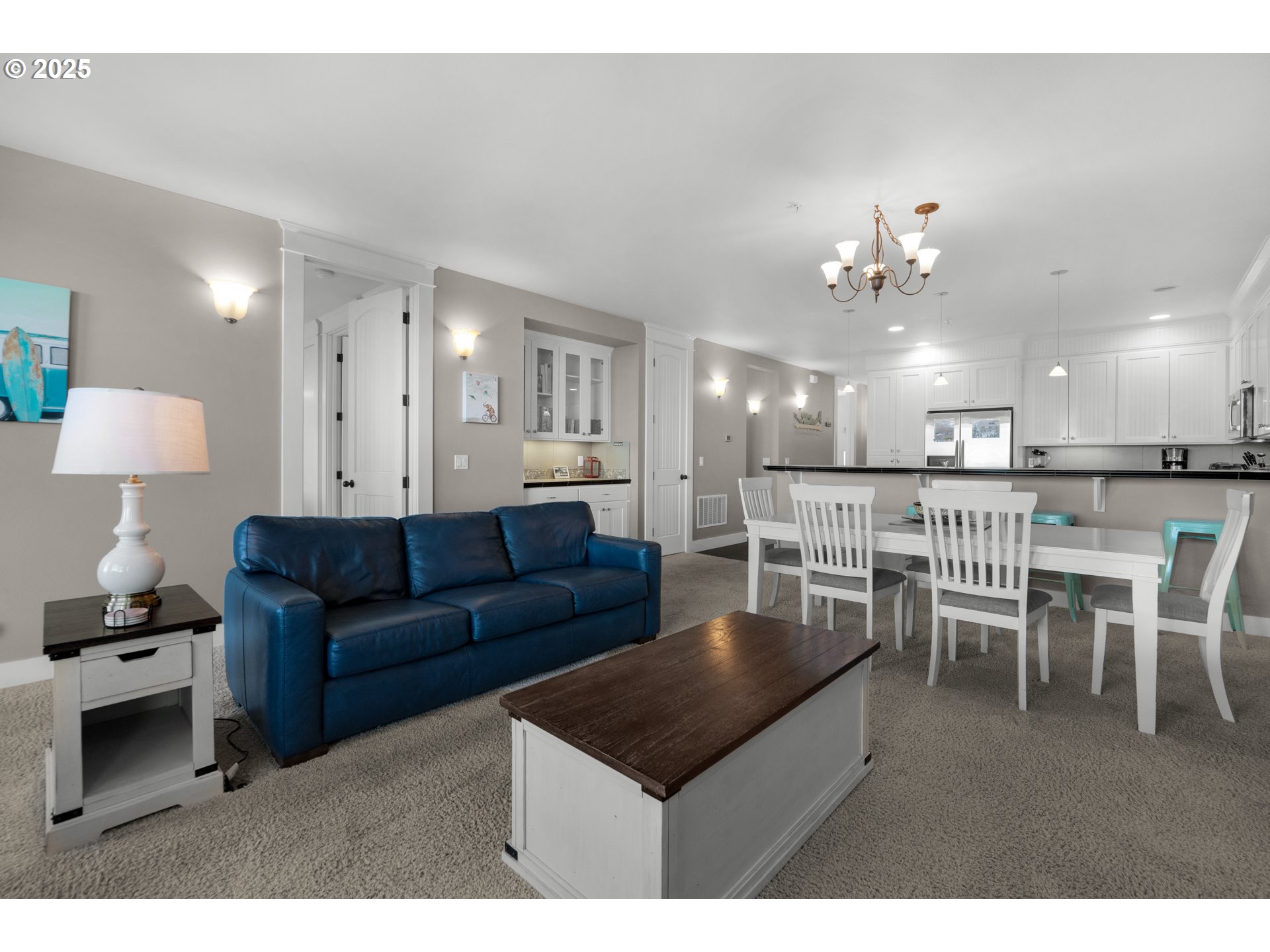 3972 SUNSET BLVD D101