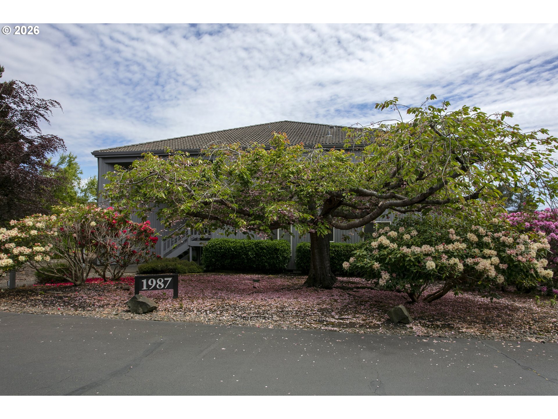 1987 GEARHART GREEN DR Unit: #702