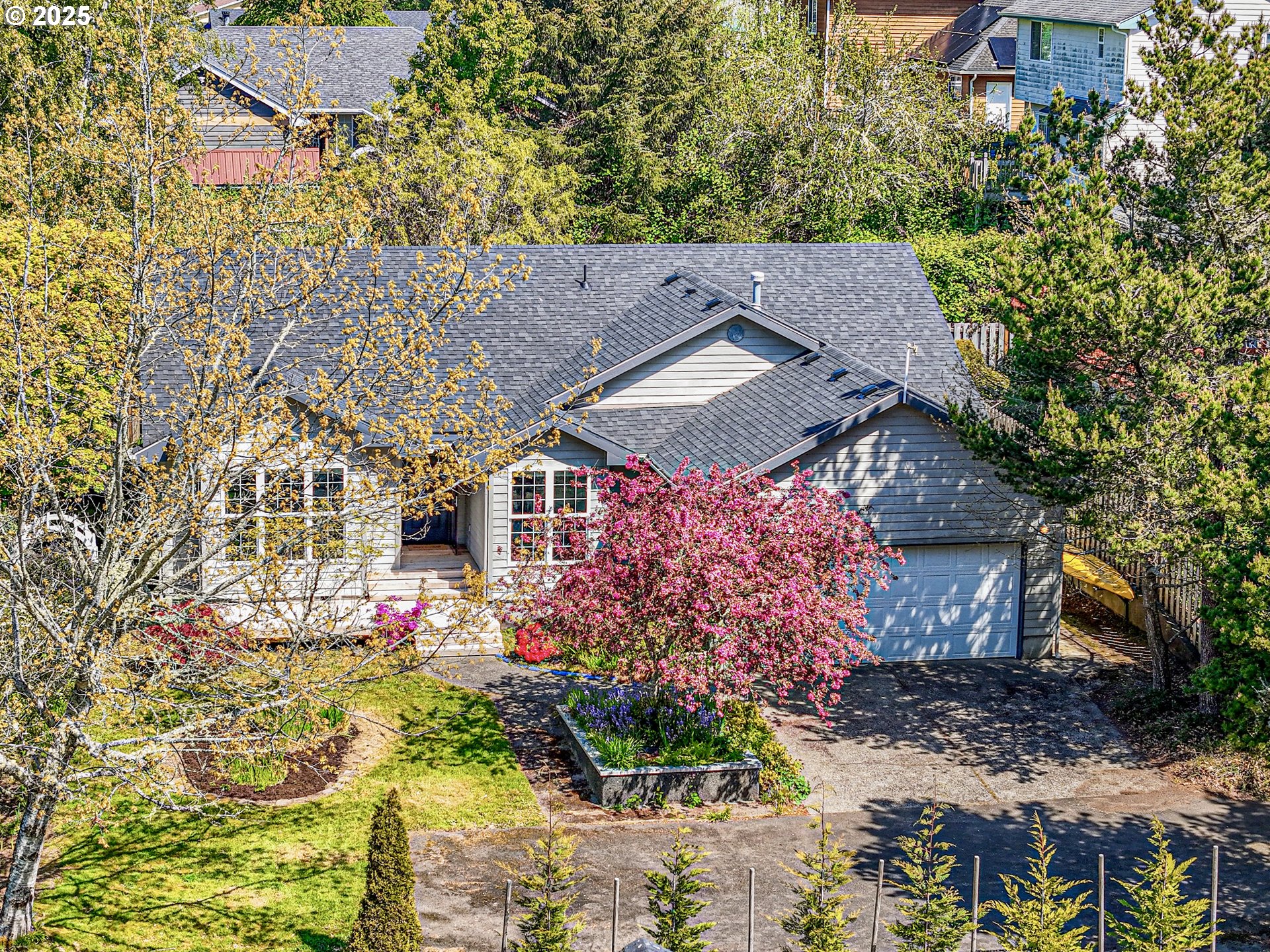 1700 HUCKLEBERRY DR