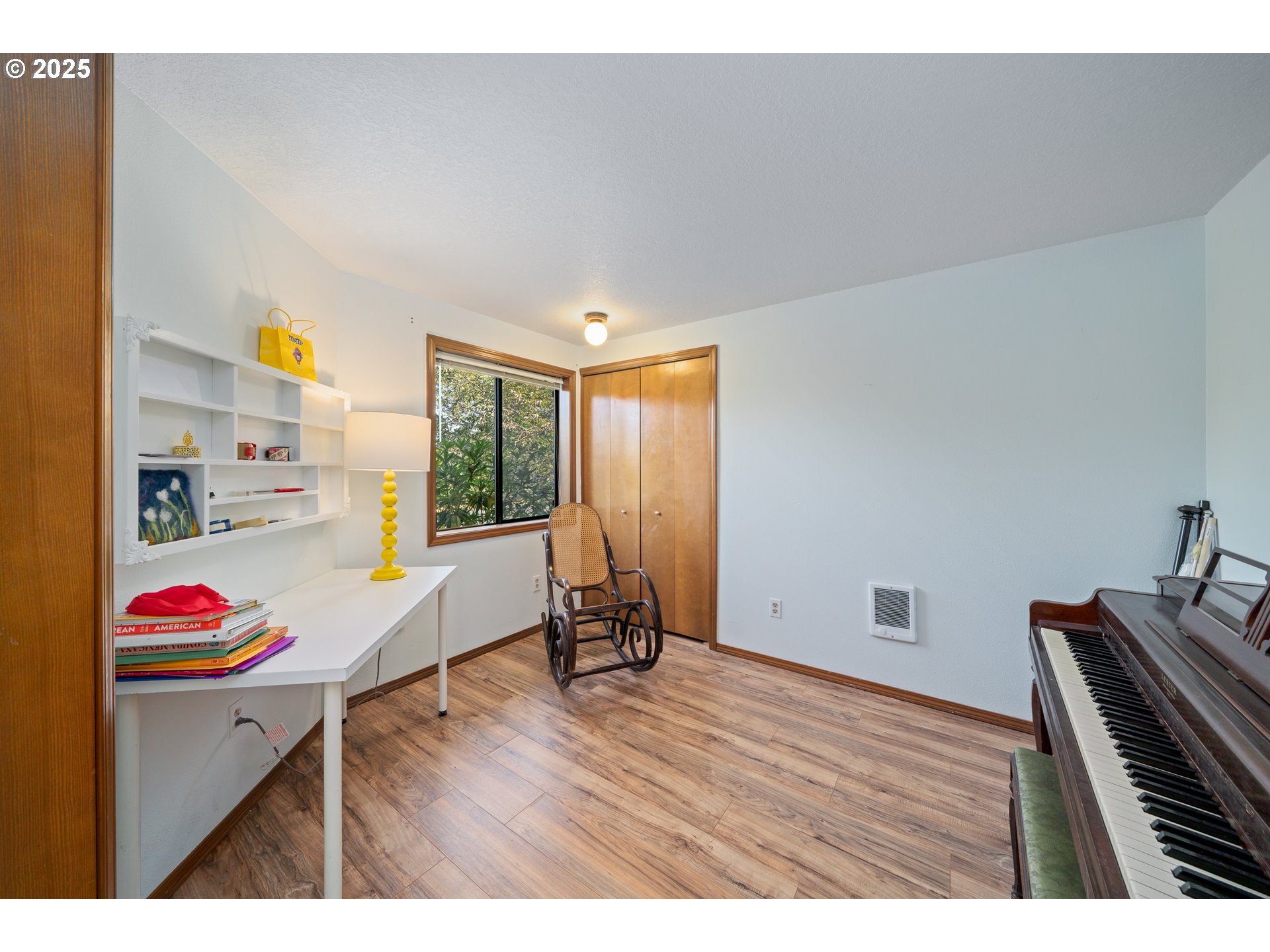 1688 FIFER HEIGHTS RD