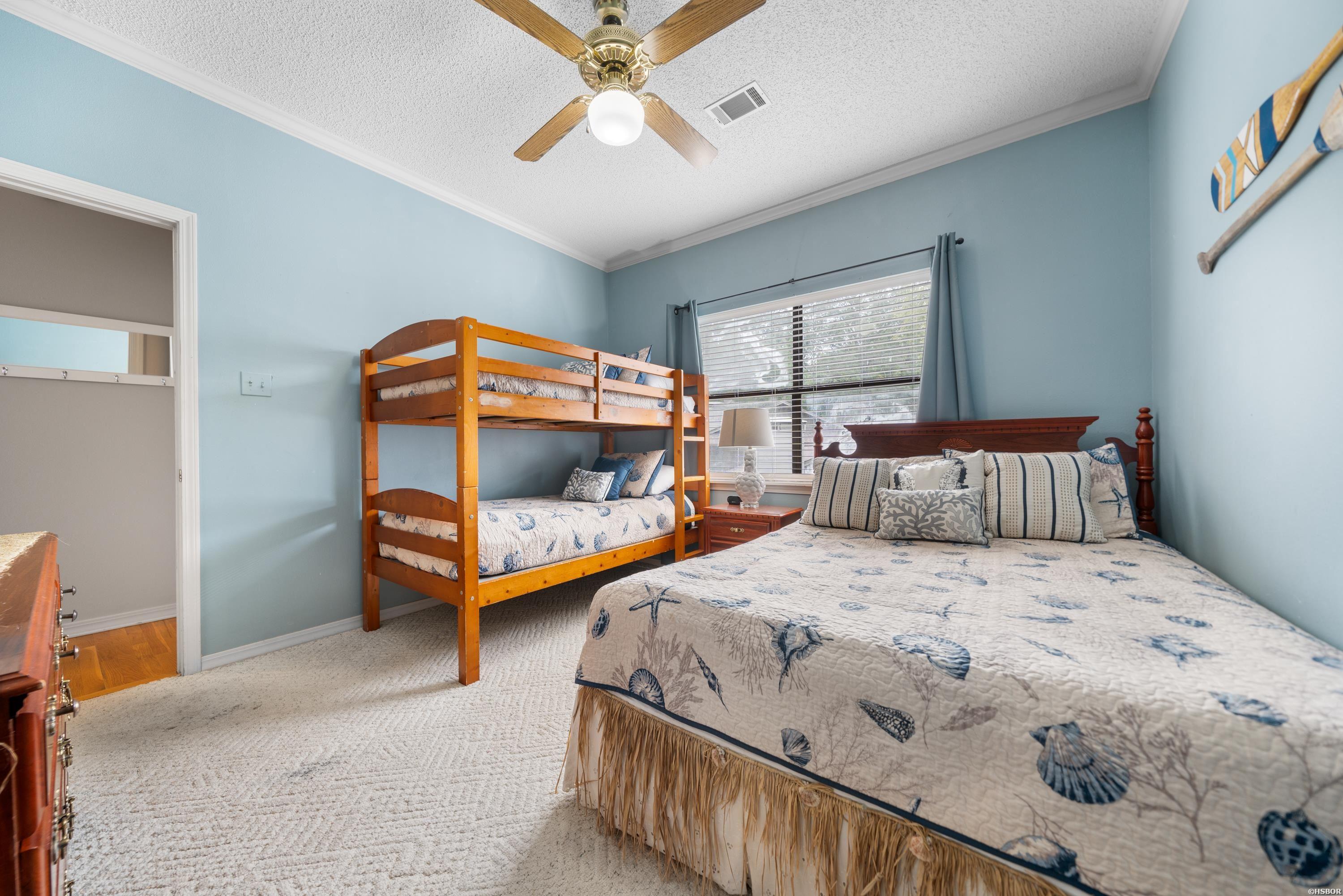 400 FARR SHORES Unit: 13C