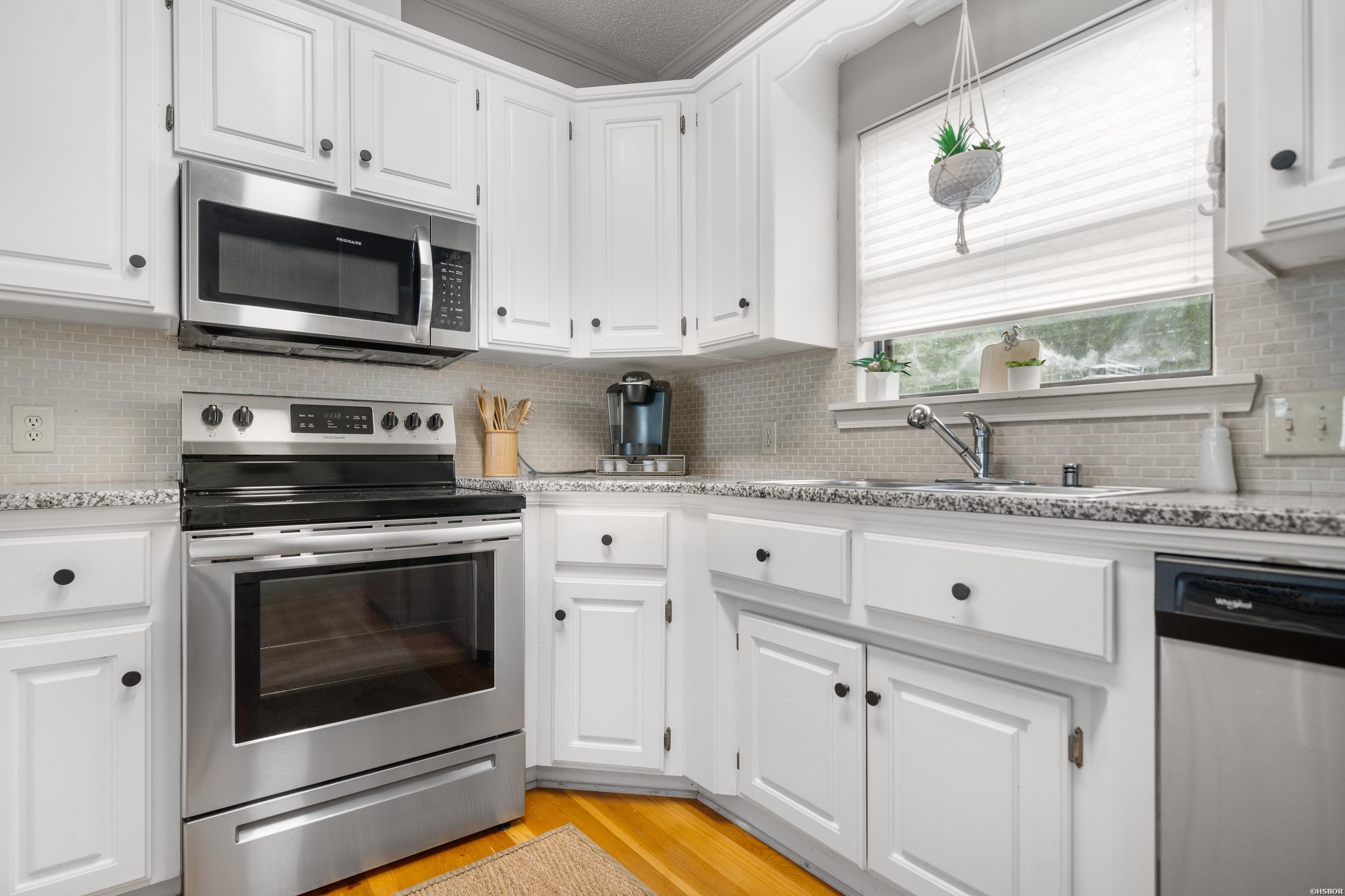 400 FARR SHORES Unit: 13C