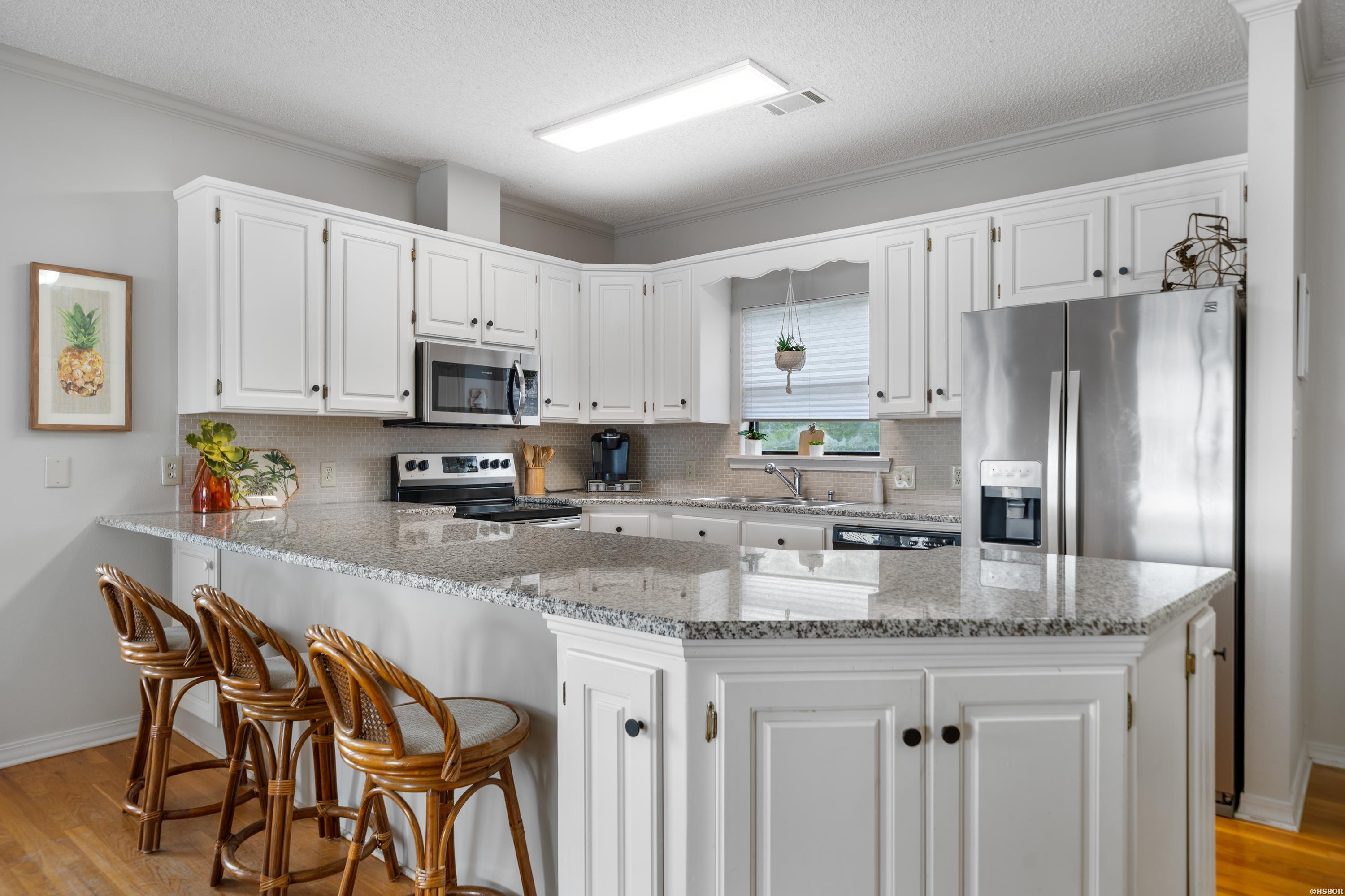 400 FARR SHORES Unit: 13C