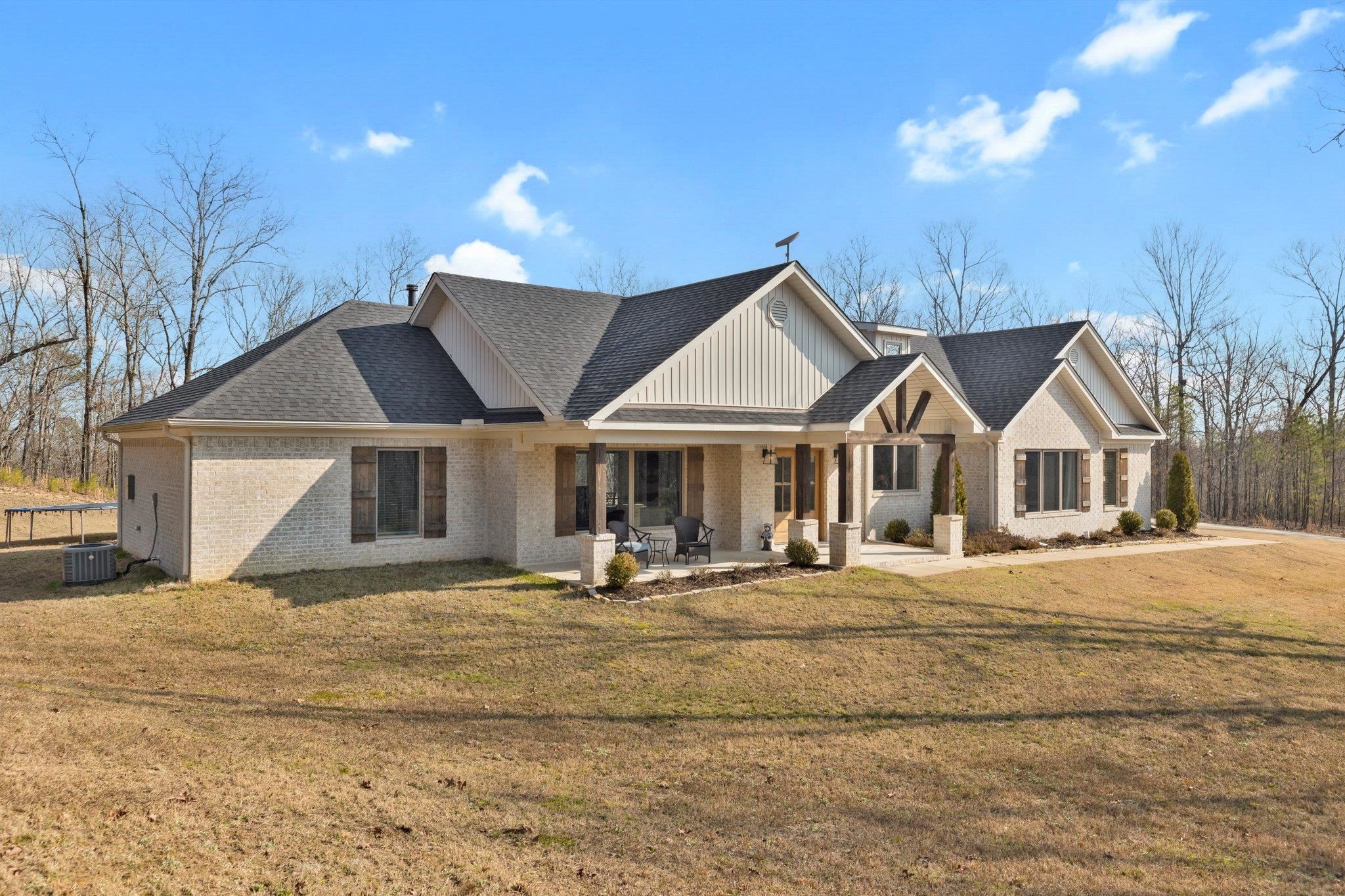 6089 Castle Rock