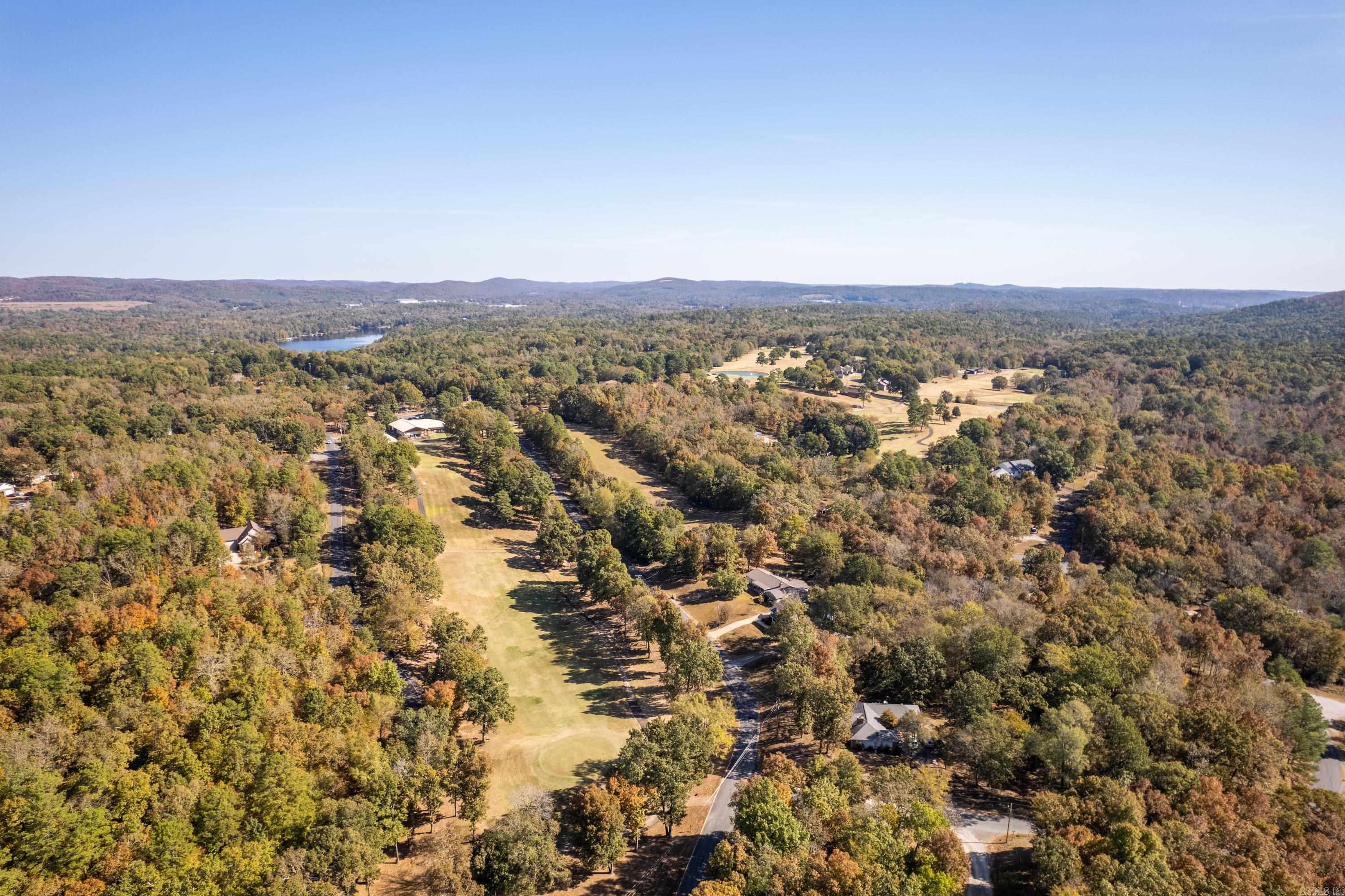 000 Greenbriar Court