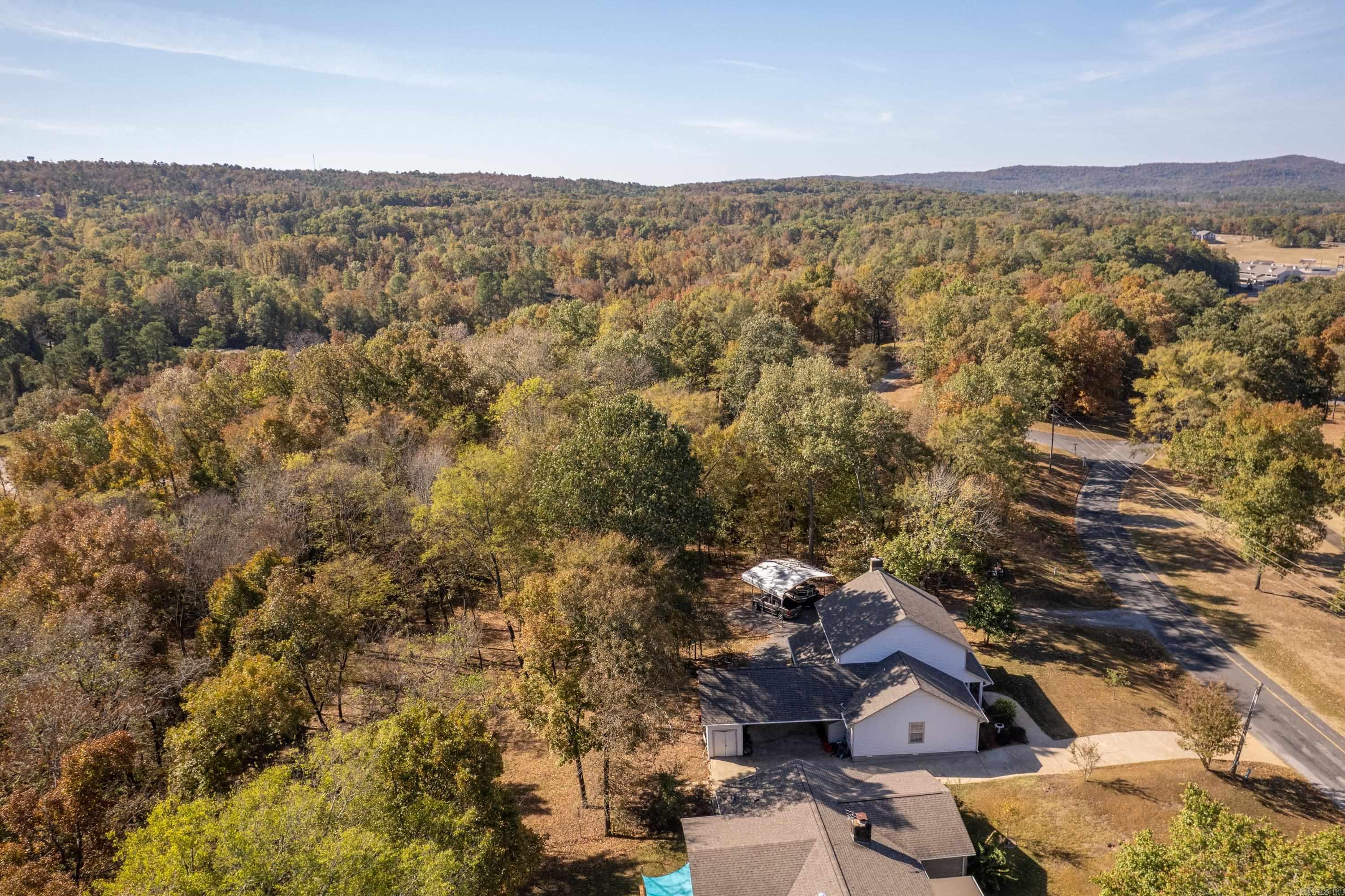 000 Greenbriar Court