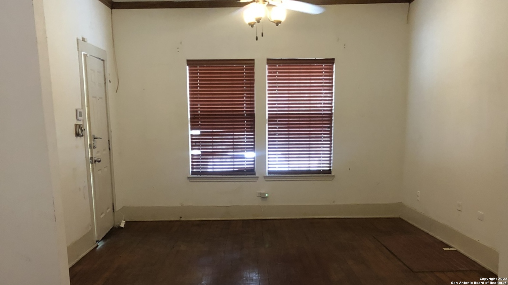 2305 SACRAMENTO