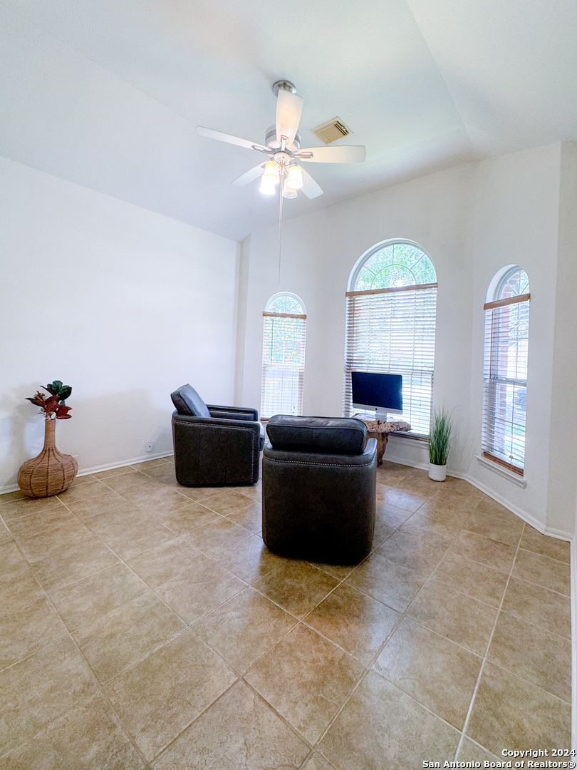 10615 CANYON RIV