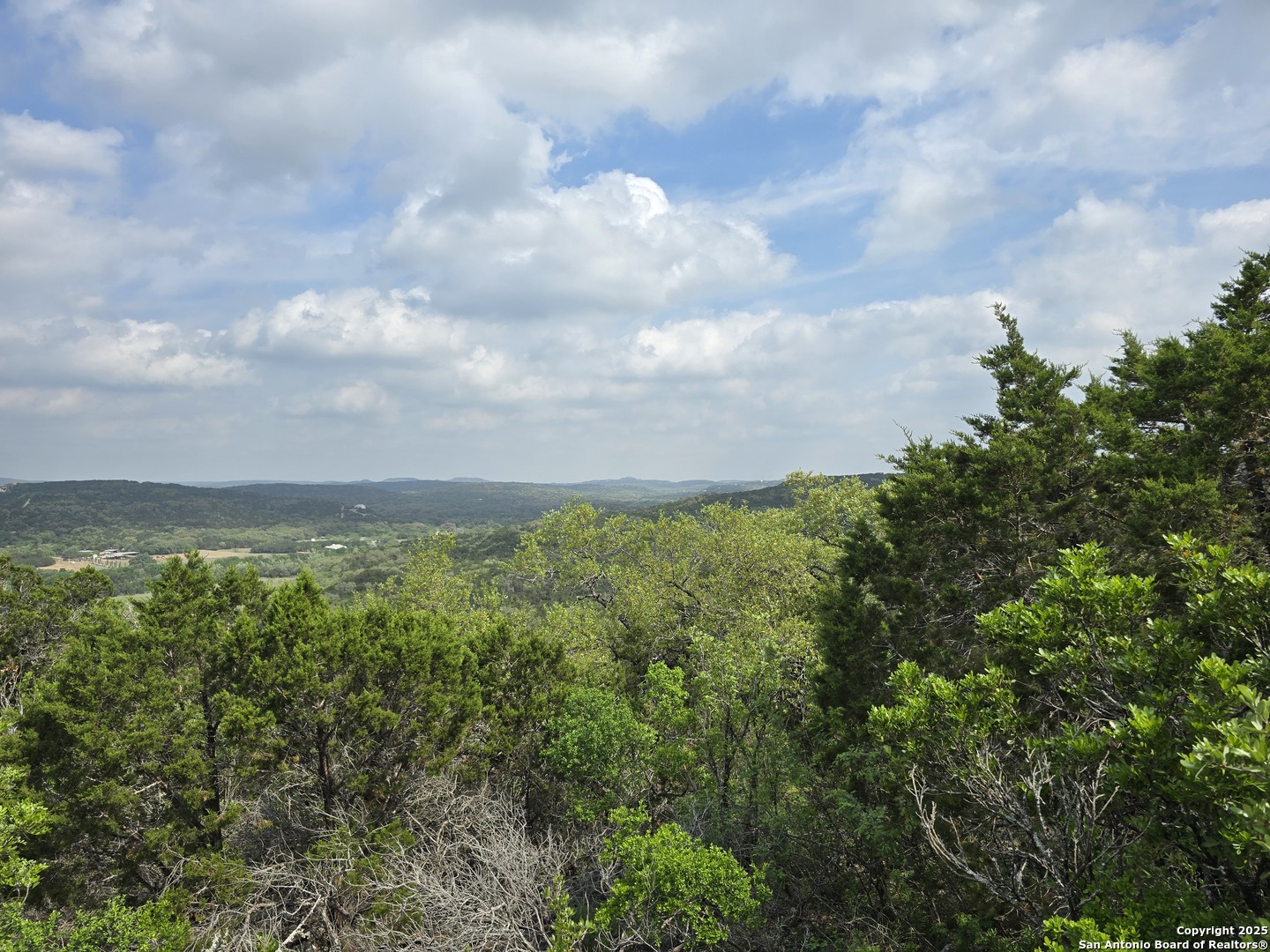 9841 Tower View