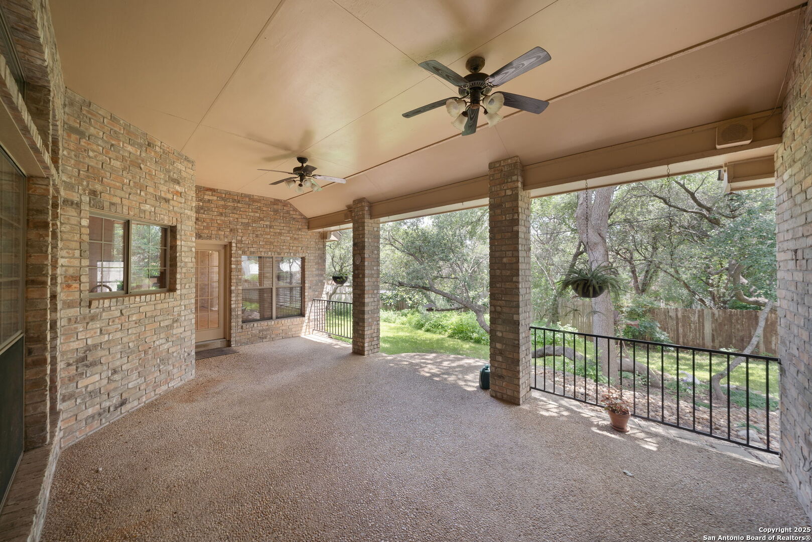 7310 Clear Rock