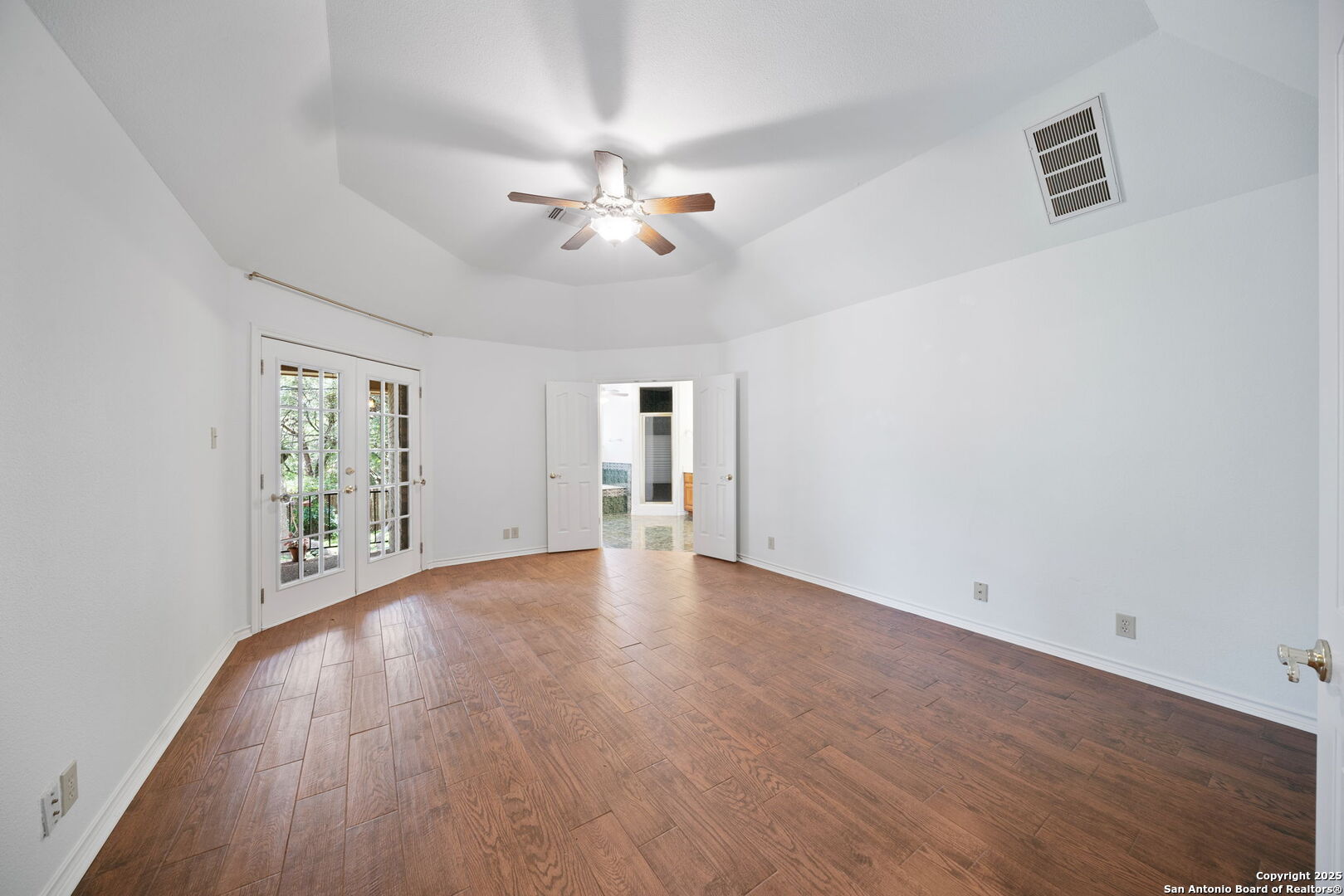 7310 Clear Rock