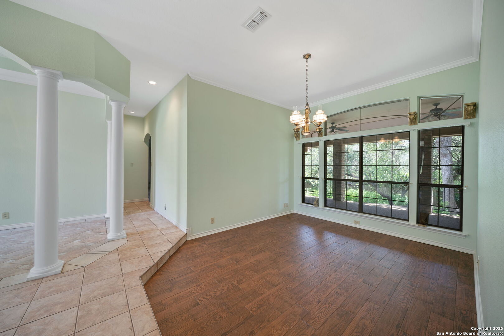 7310 Clear Rock