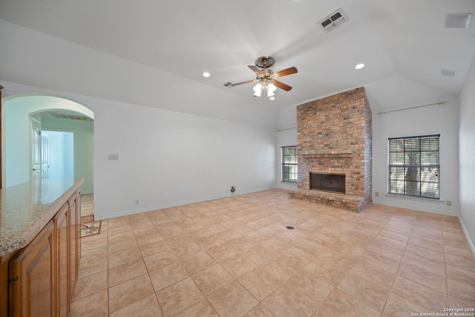 7310 Clear Rock