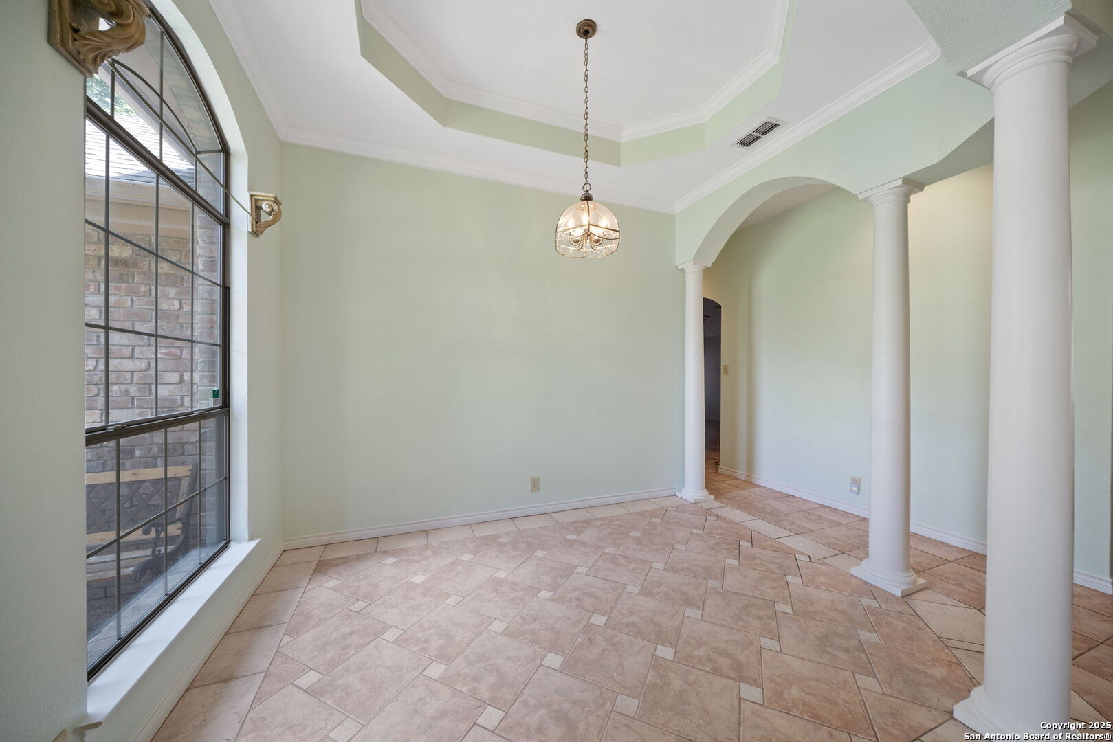 7310 Clear Rock