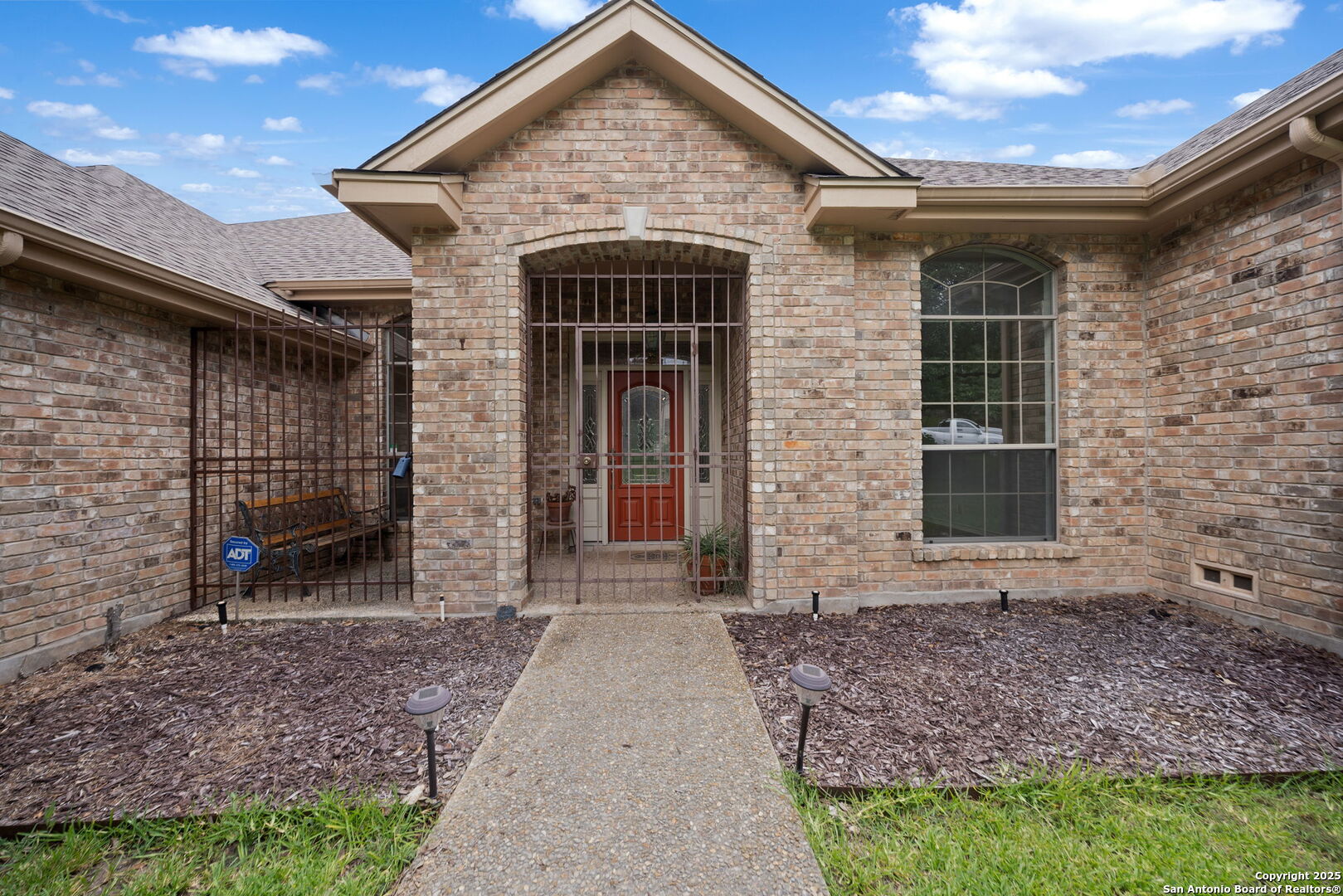 7310 Clear Rock