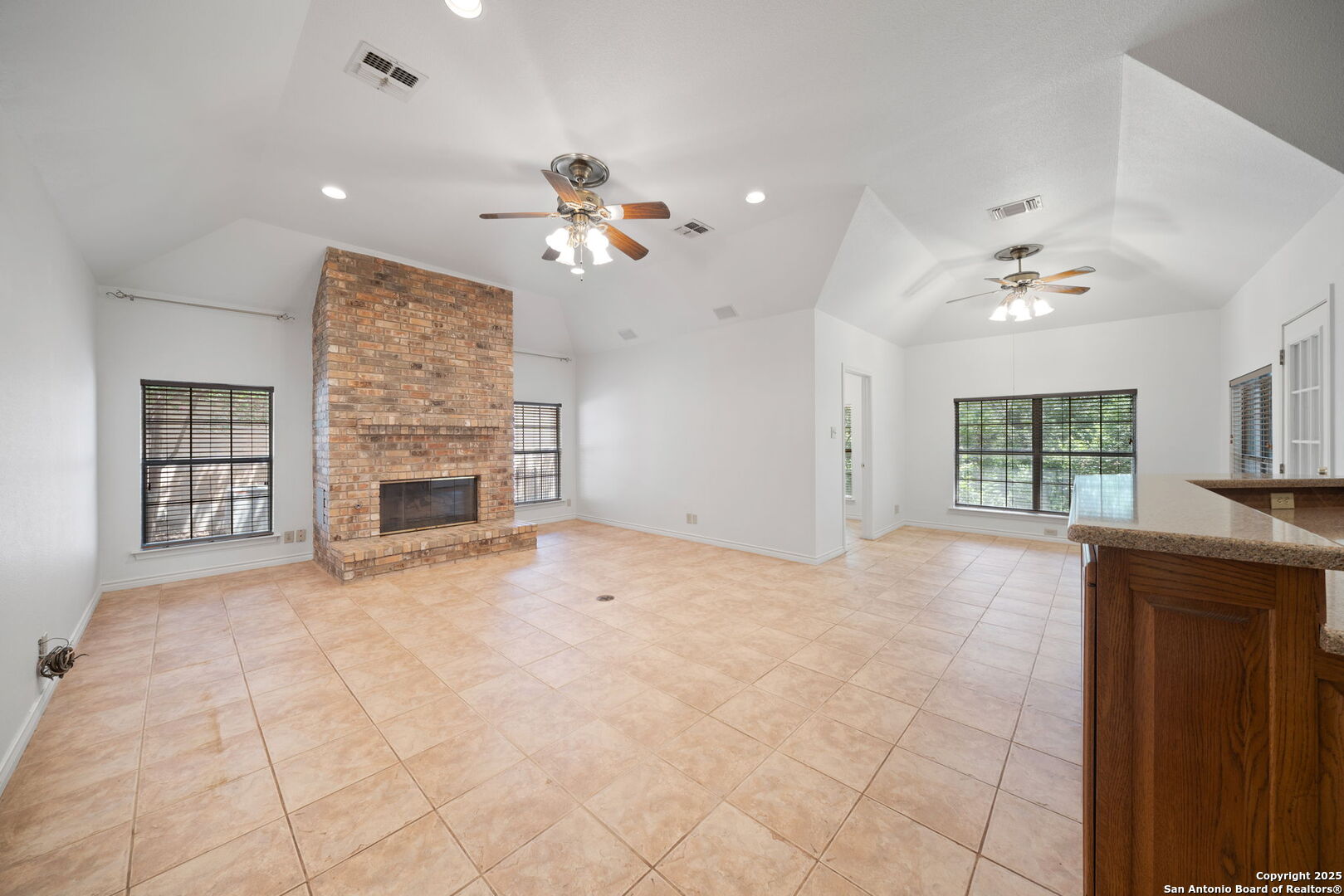 7310 Clear Rock