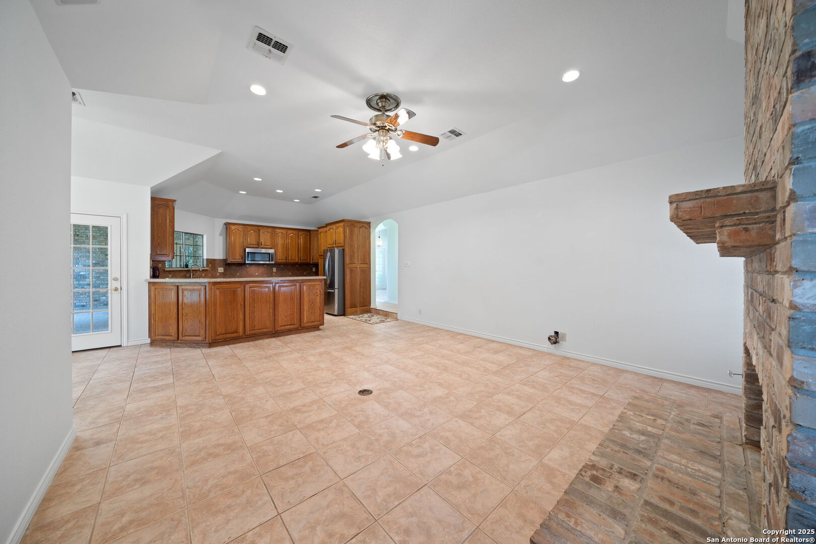 7310 Clear Rock