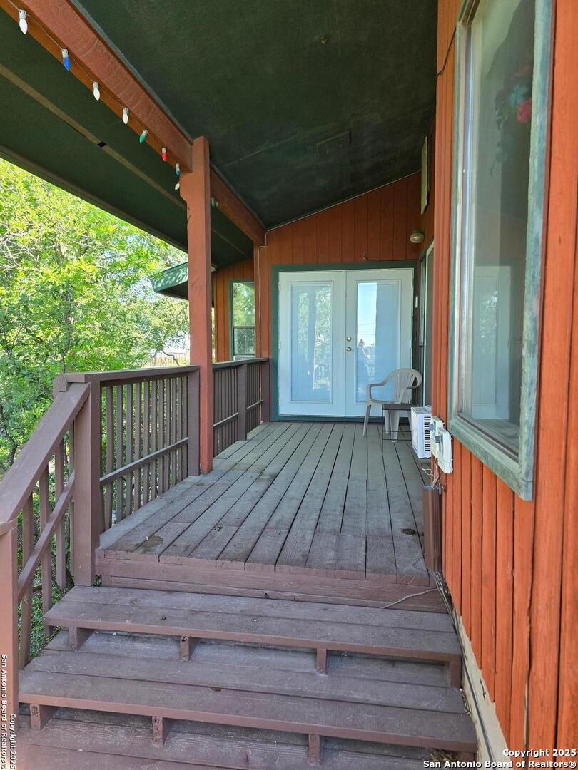 9840 Tower View