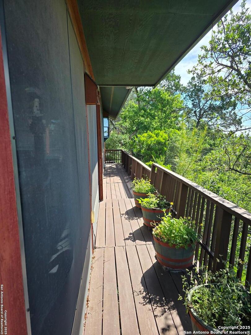 9840 Tower View