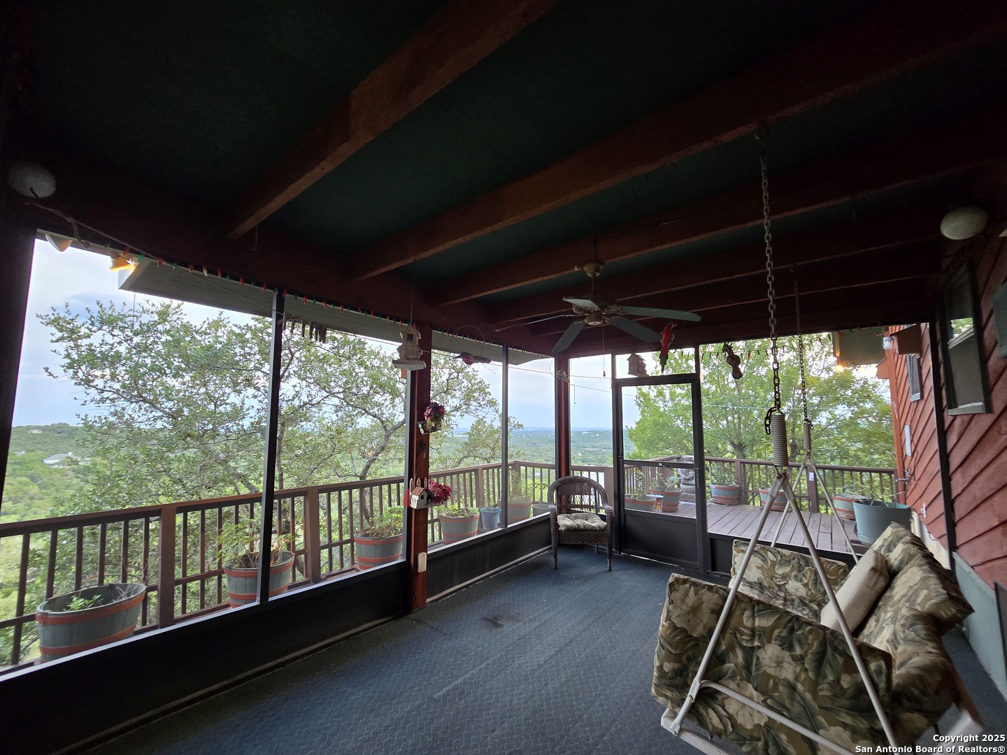 9840 Tower View