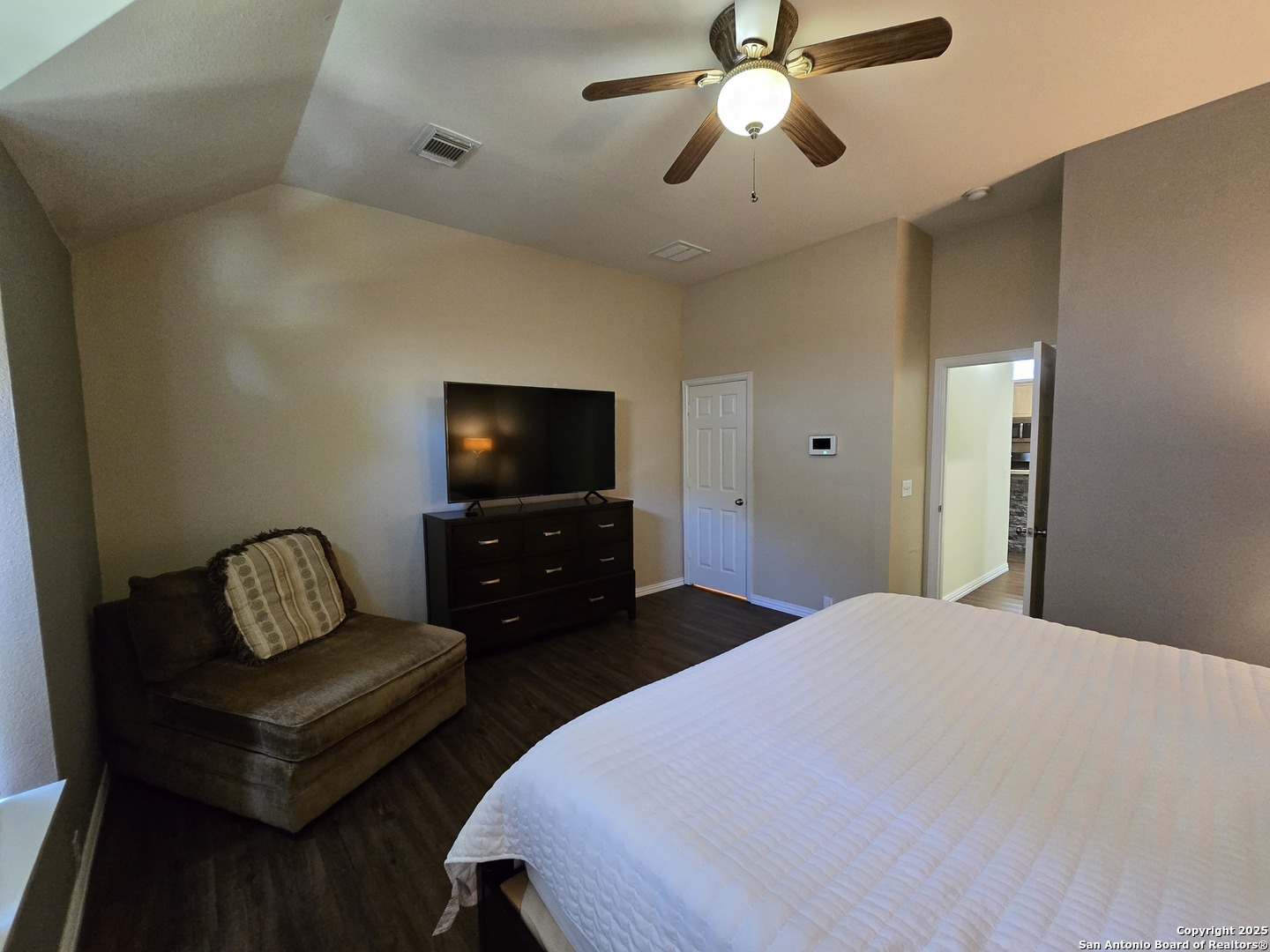 10506 Canyon River